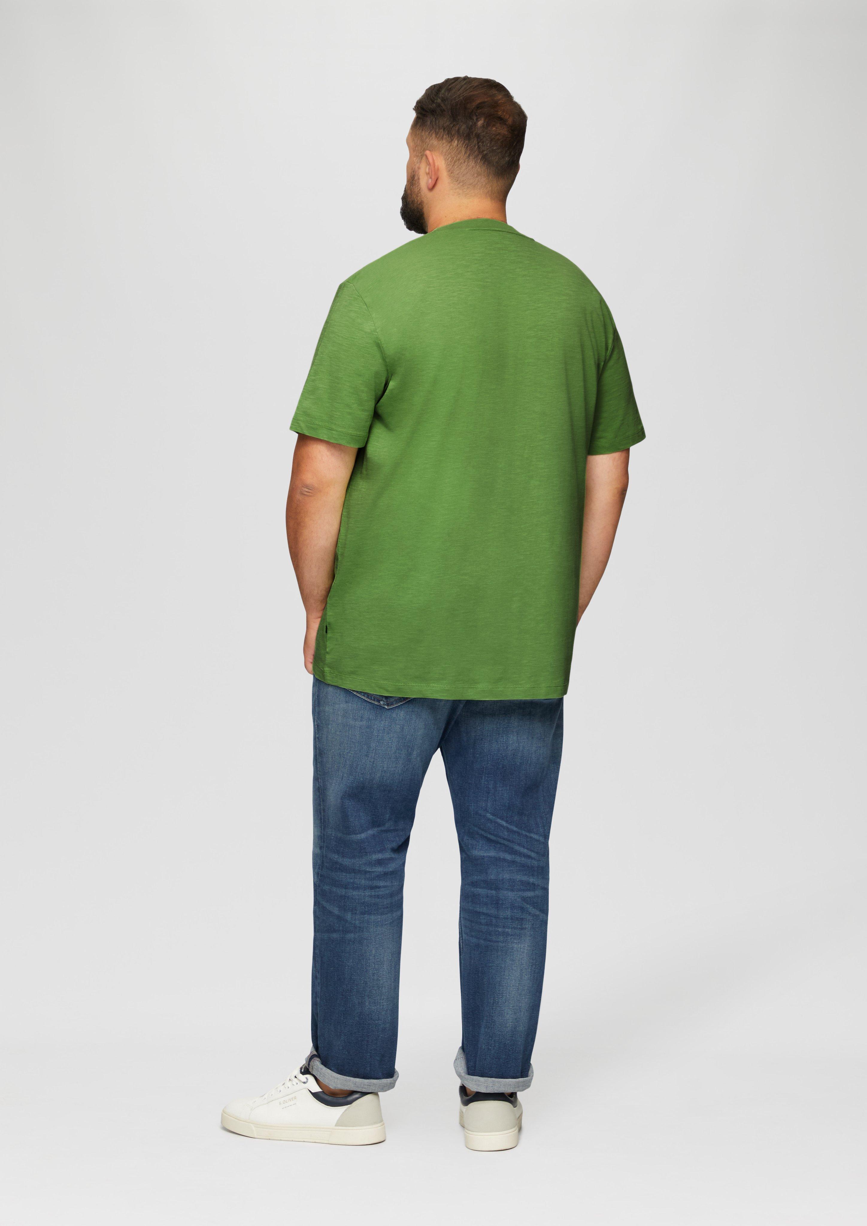 T-Shirt in 74D2, 40D6, 01D6, 77D4 & 59D2