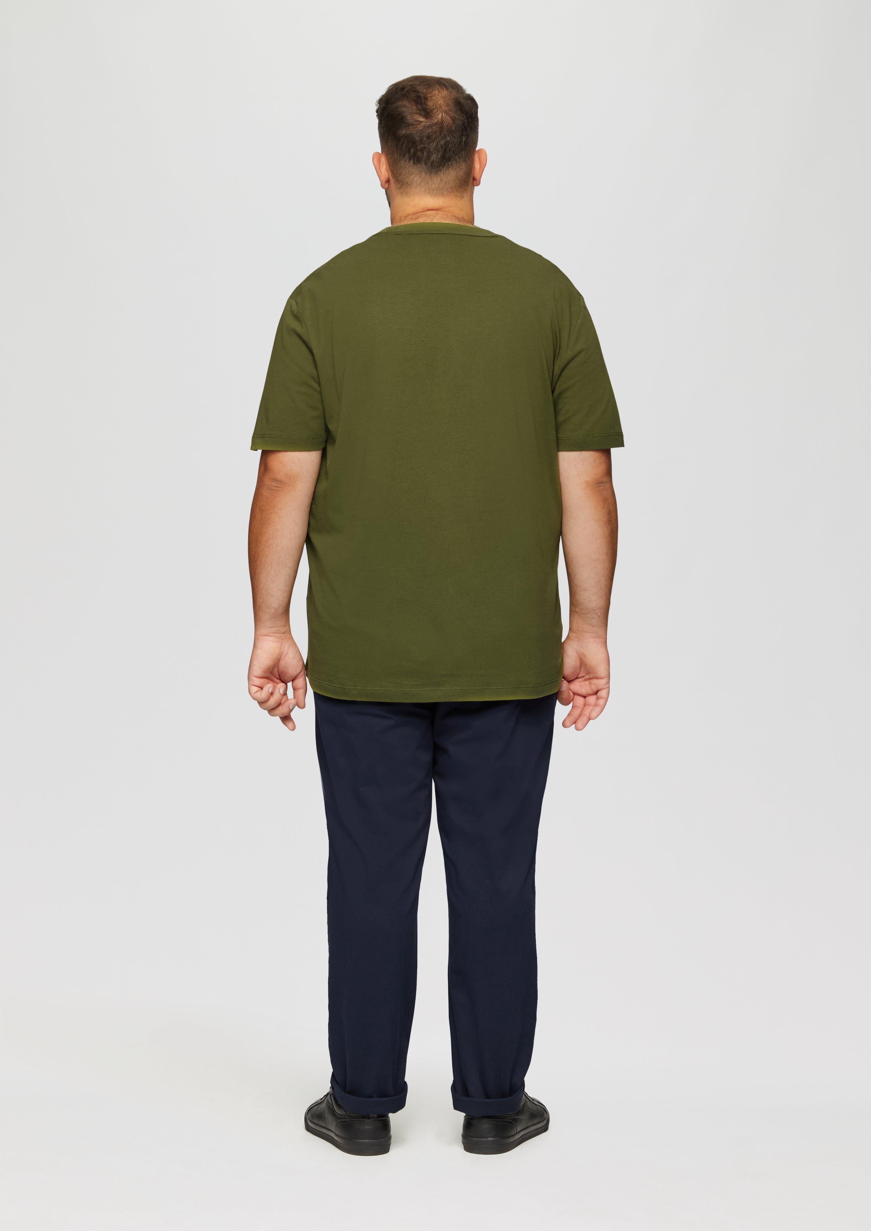 T-shirt in 77D1, 40D2, 74D3, 01D3, 01D2, 48D1 & 59D3