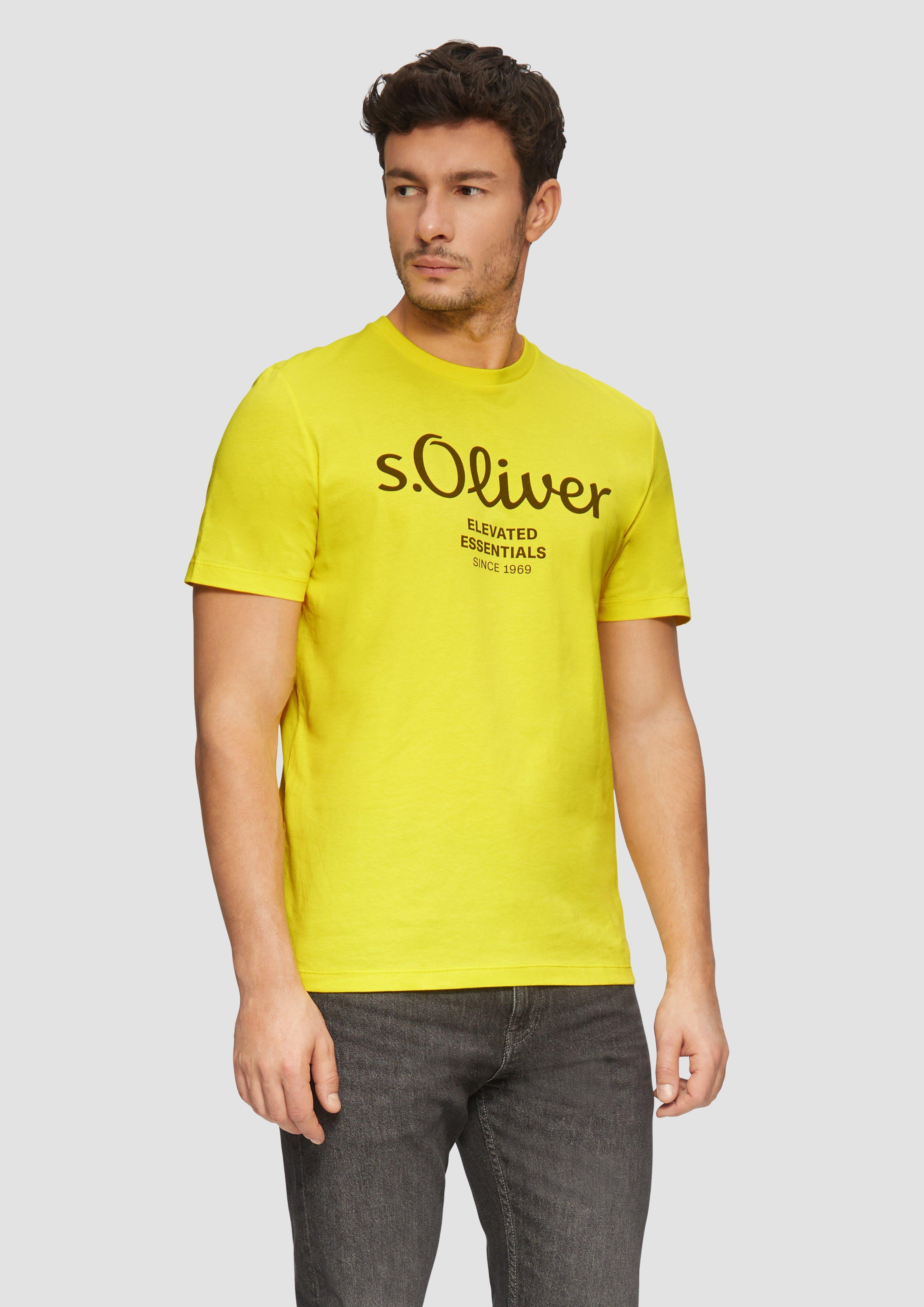 T-shirt in 13D1, 78D1, 56D1, 67D1, 47D1, 01D2, 46D1, 79D2, 48D1, 99D2 & 80D1