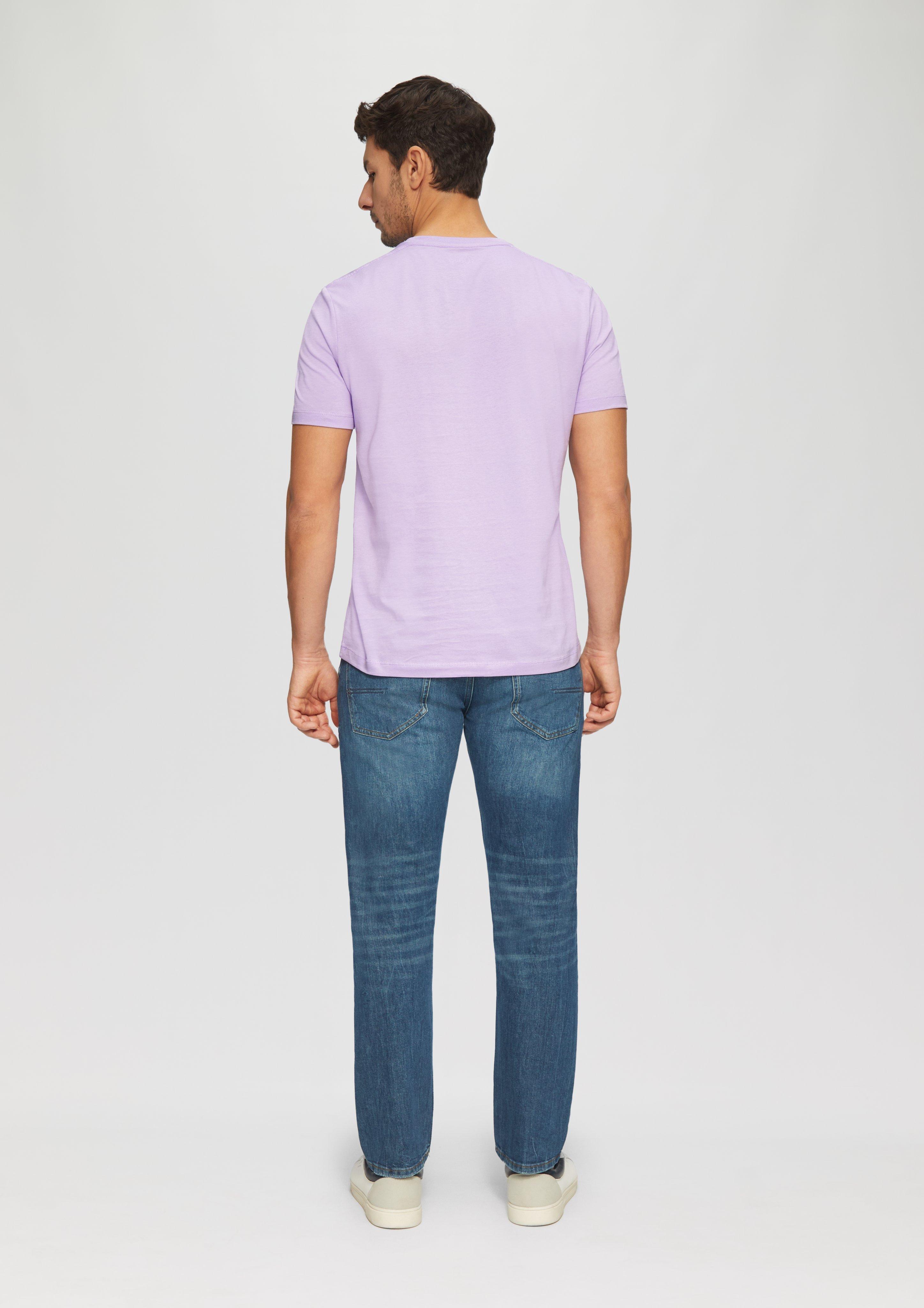 T-Shirt in 47D1, 78D1, 56D1, 67D1, 01D2, 46D1, 79D2, 48D1, 99D2 & 80D1