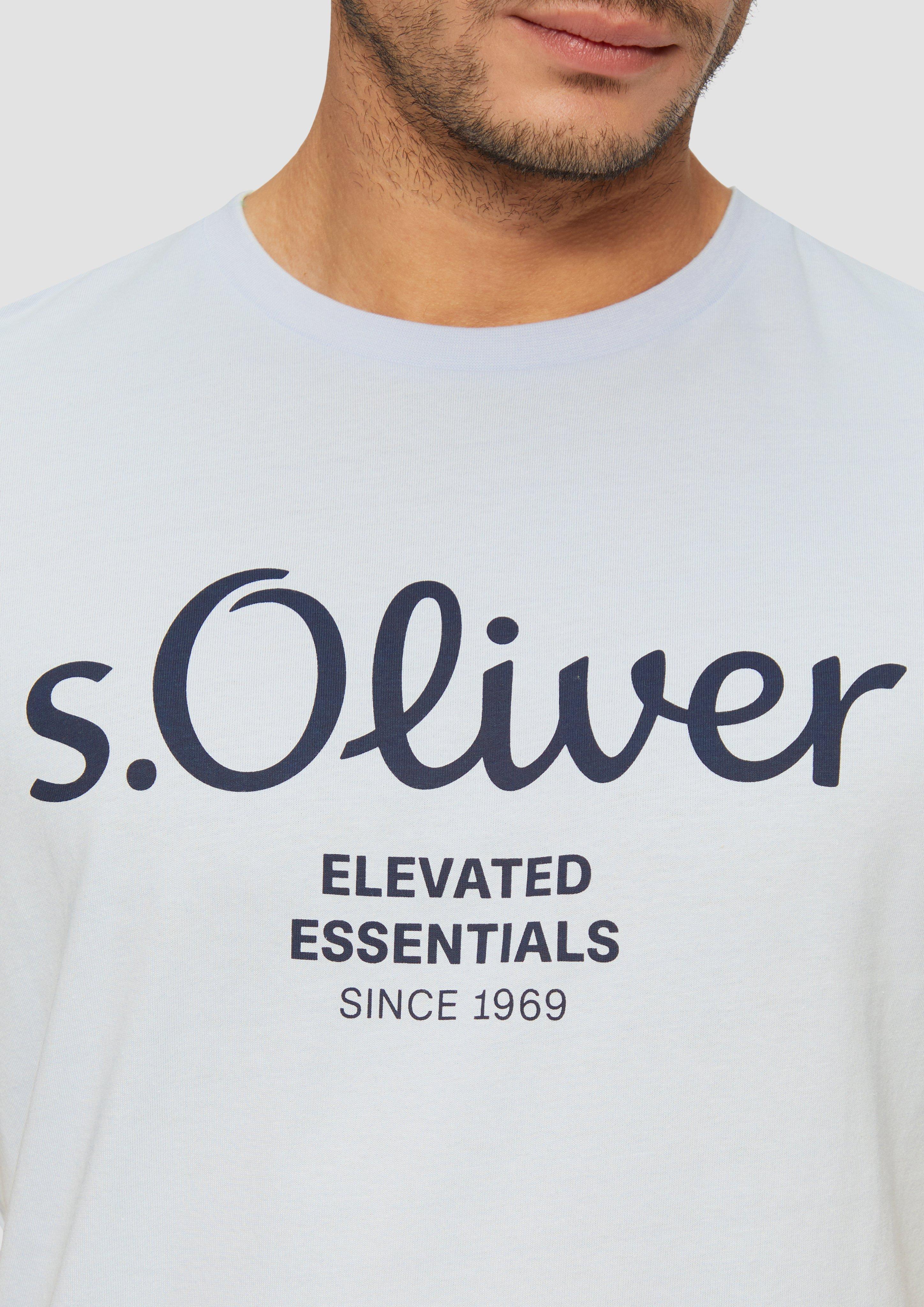 T-shirt in 50D1, 78D1, 56D1, 67D1, 47D1, 01D2, 46D1, 79D2, 48D1, 99D2 & 80D1