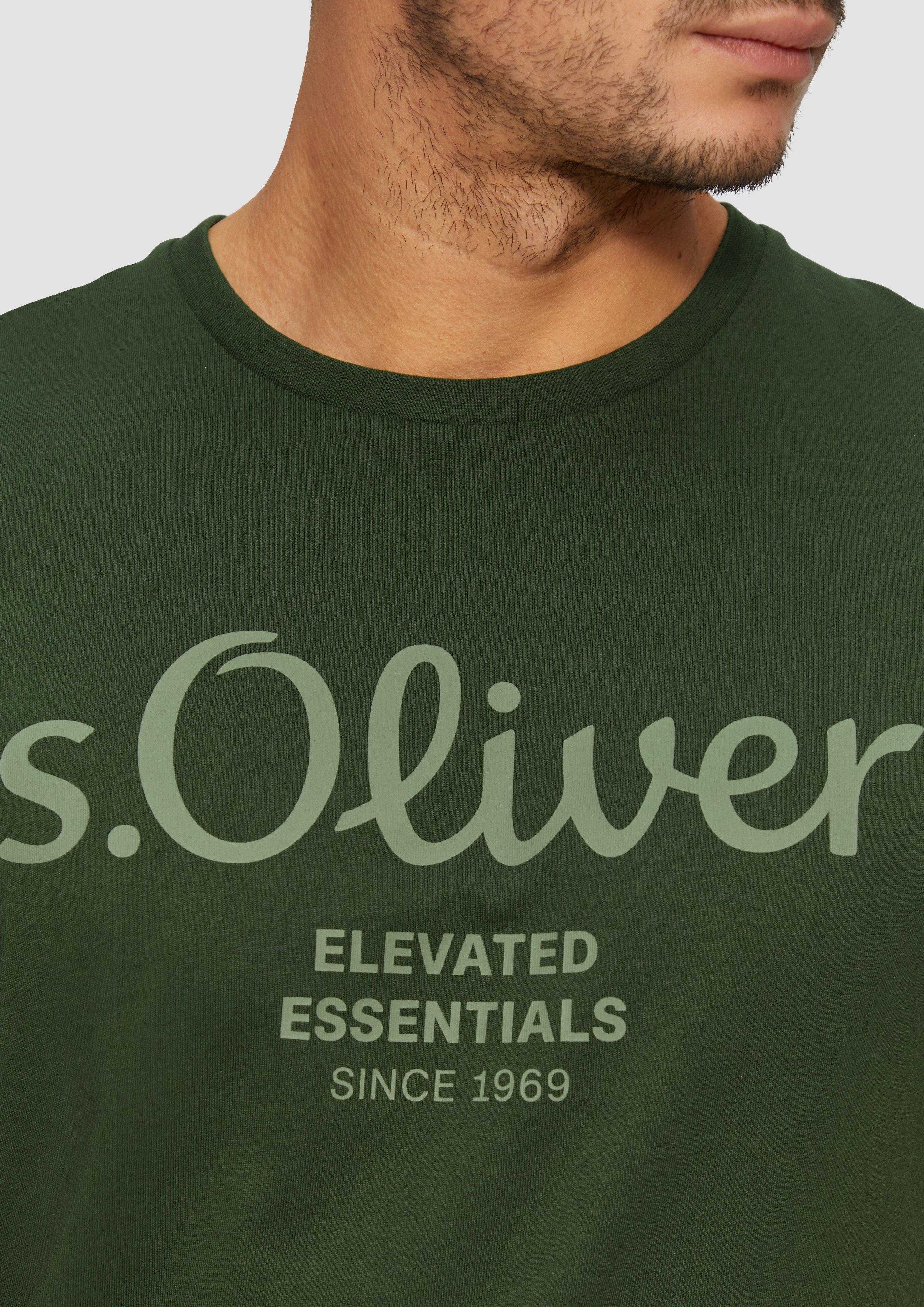 T-shirt in 78D1, 56D1, 67D1, 47D1, 01D2, 46D1, 79D2, 48D1, 99D2 & 80D1