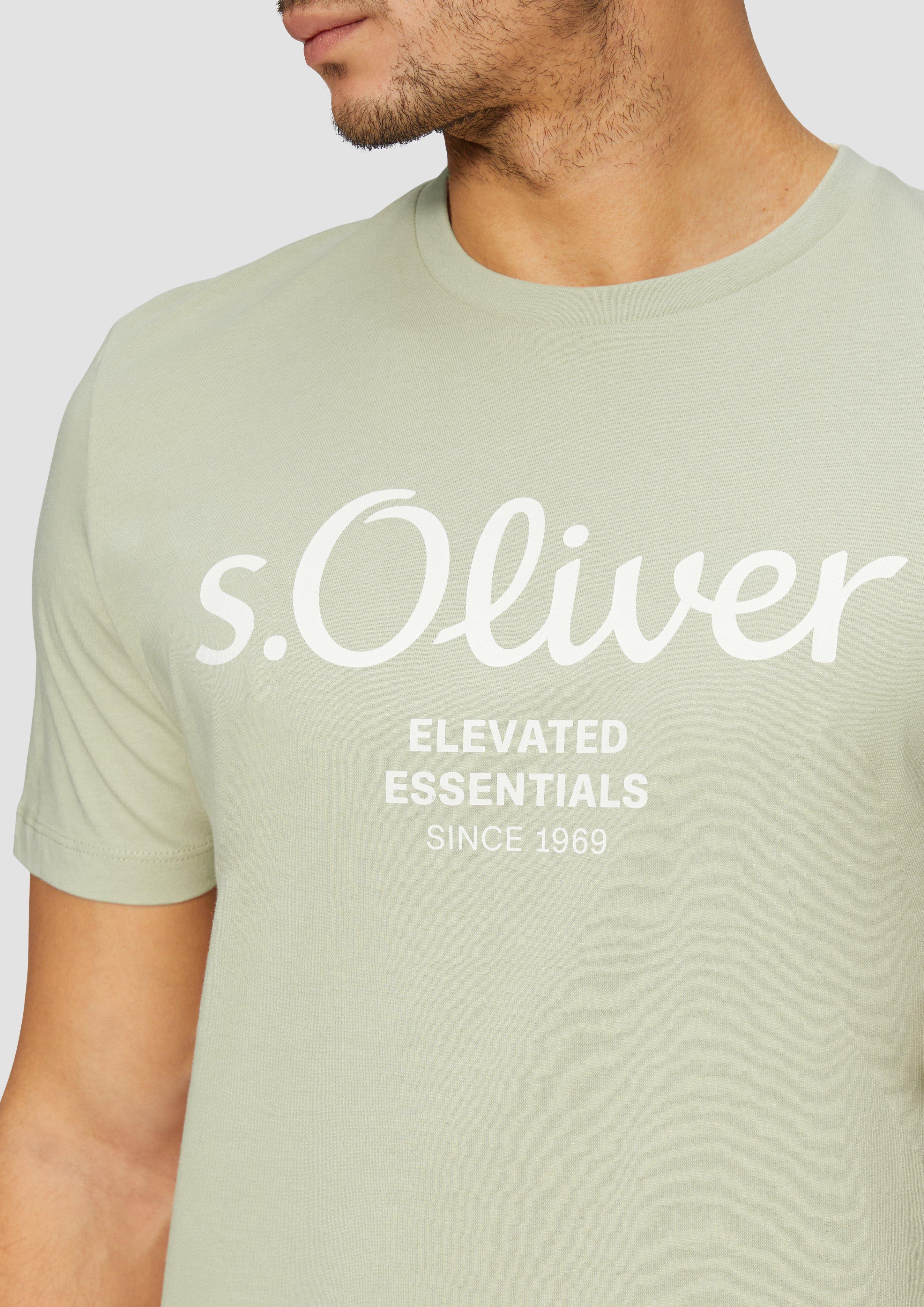 T-shirt in 80D1, 78D1, 56D1, 67D1, 47D1, 01D2, 46D1, 79D2, 48D1 & 99D2