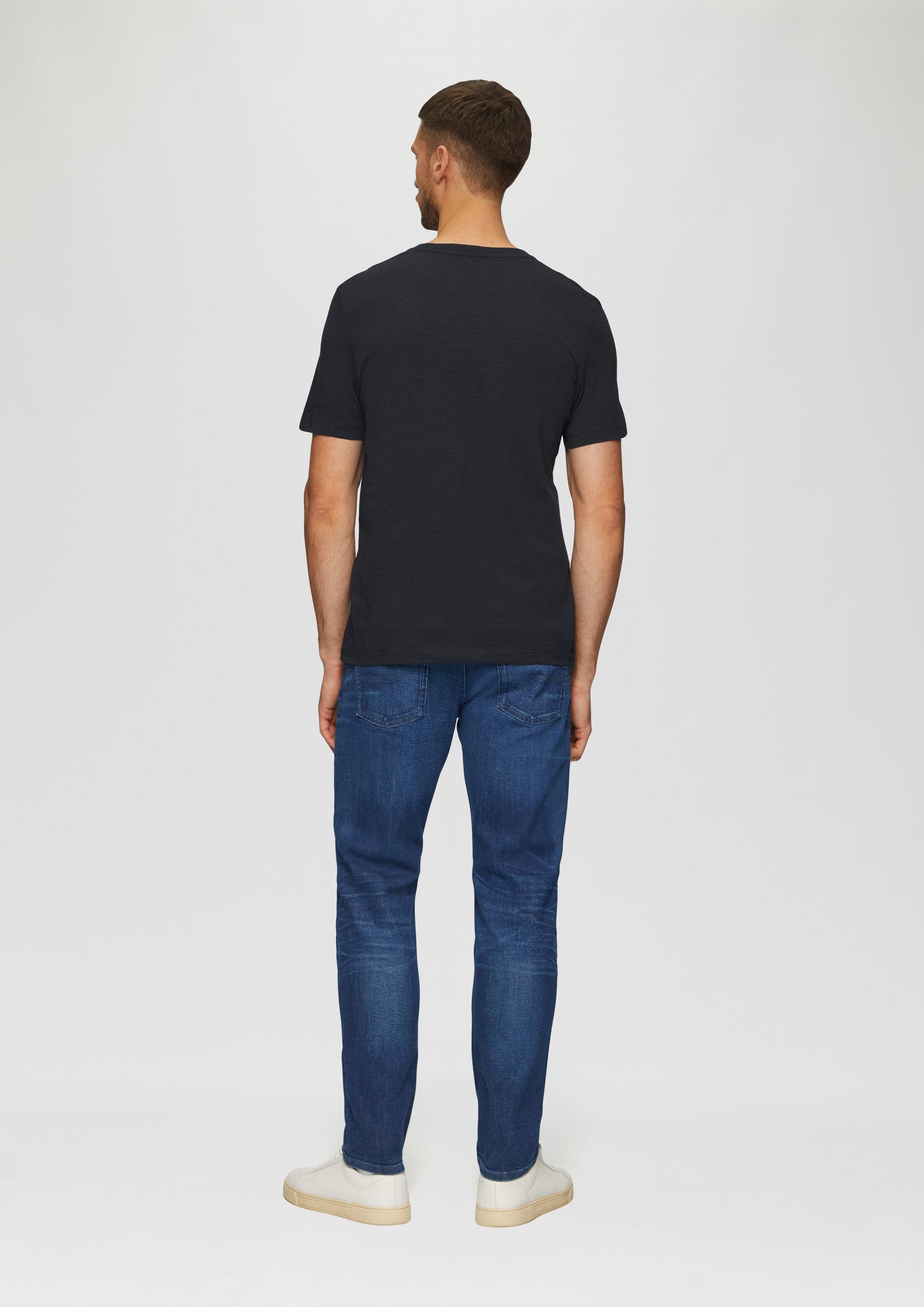 T-shirt in 59D2, 95D2, 59D1, 01D1, 56D2, 47D1, 56D1 & 01D2