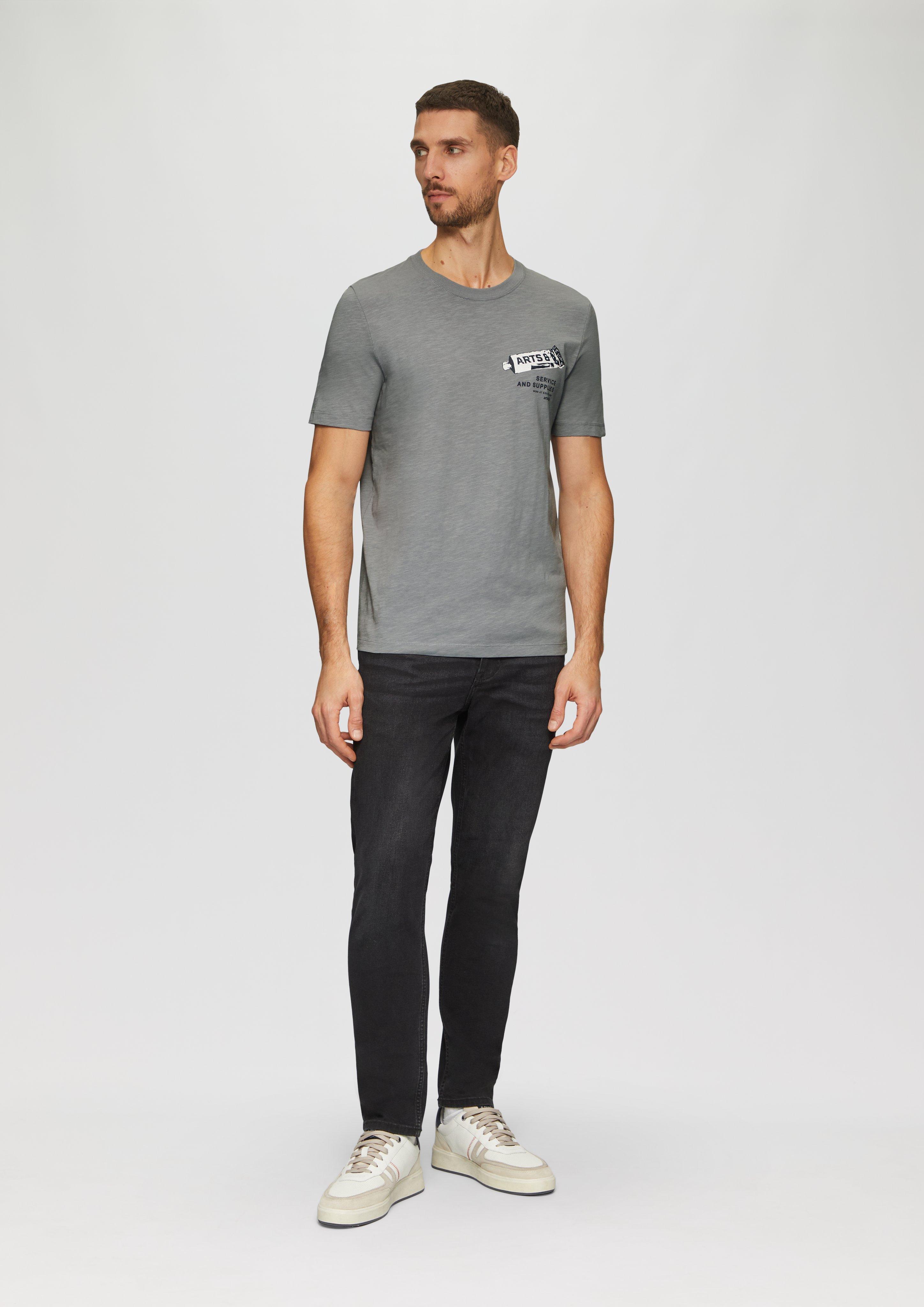 T-Shirt in 95D2, 59D2, 59D1, 01D1, 56D2, 47D1, 56D1 & 01D2