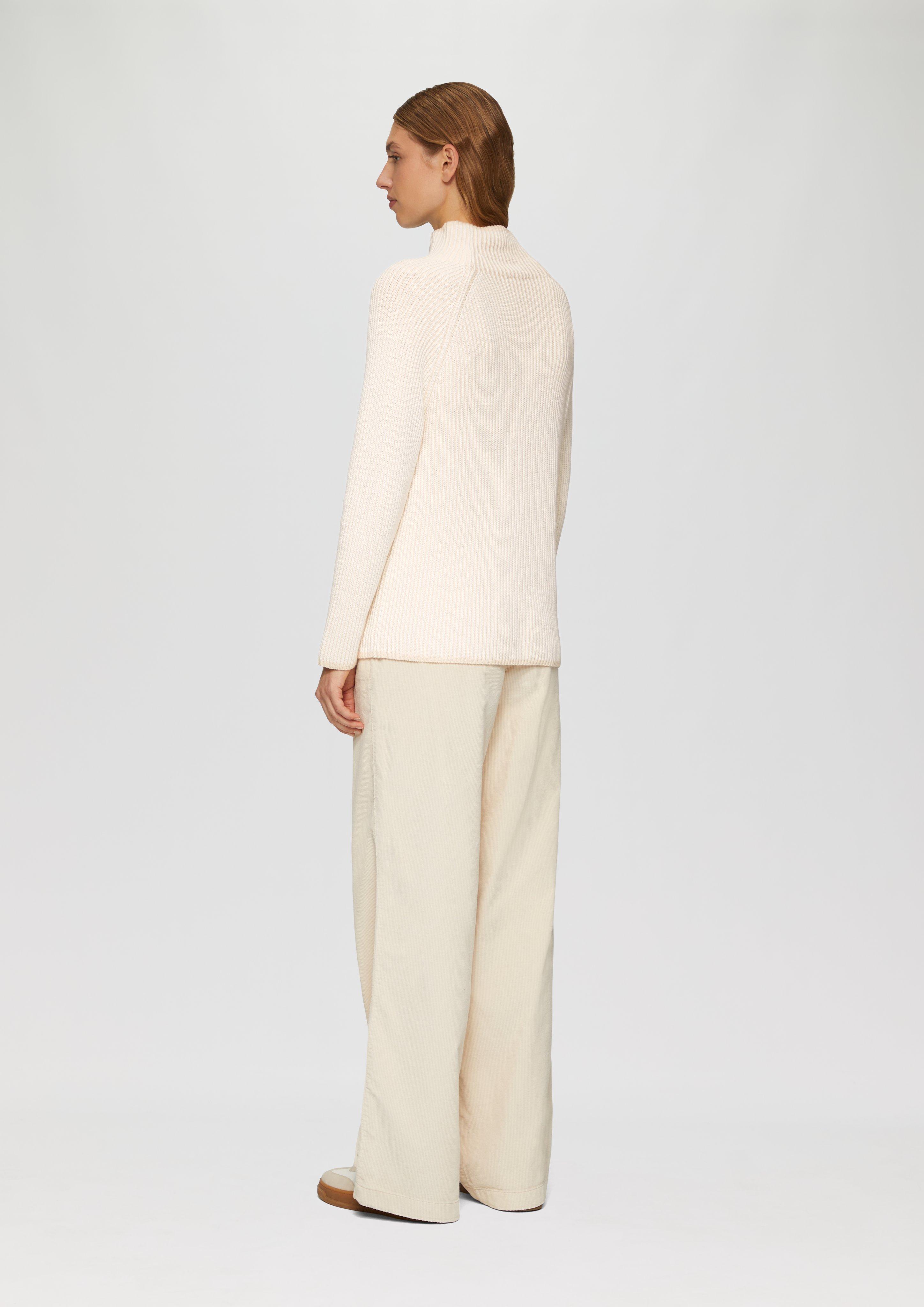 Knitted pullover in 8100 & 7326