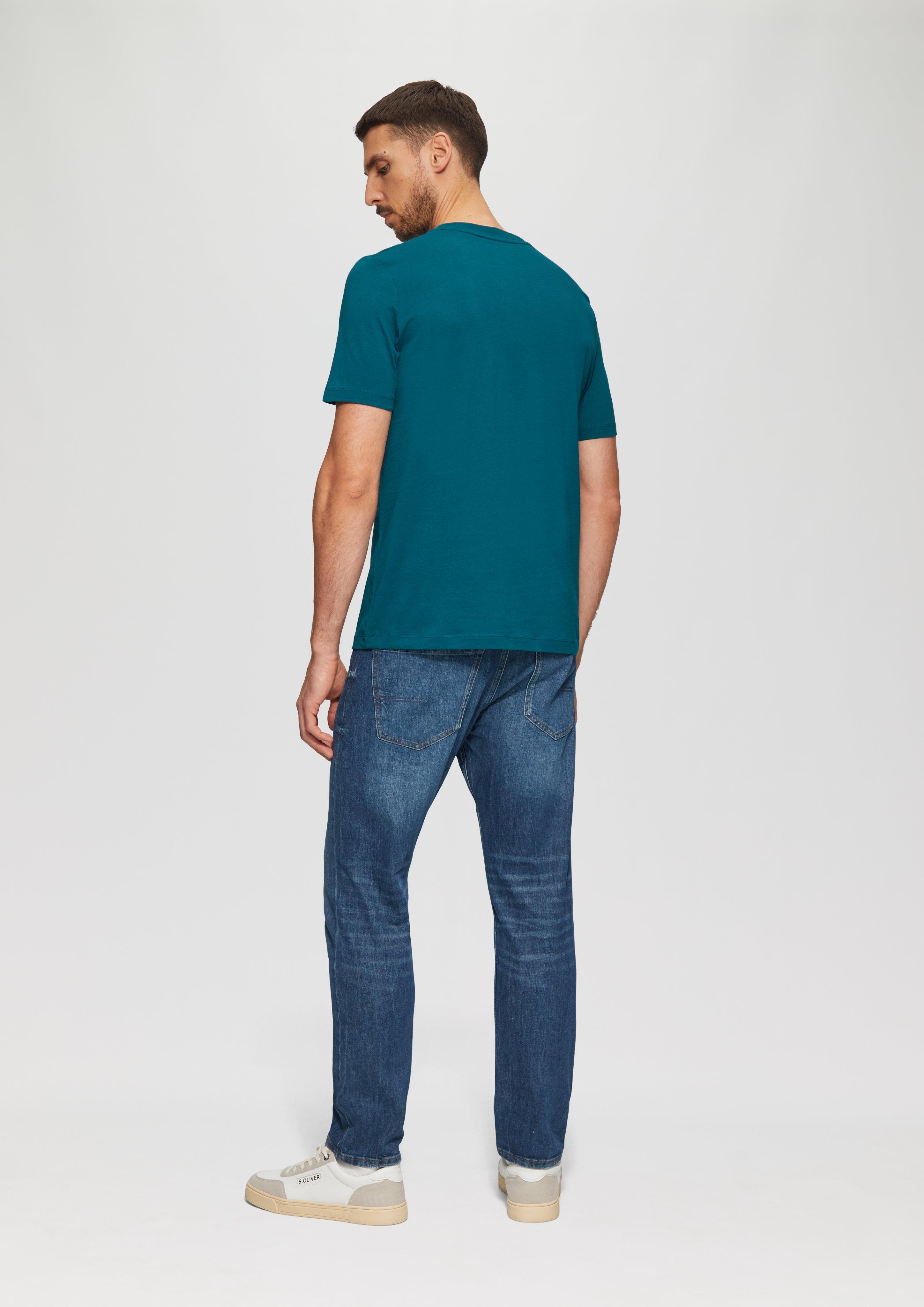 T-shirt in 67D1, 01D2, 01D1, 47D1, 59D2, 67D2 & 95D2