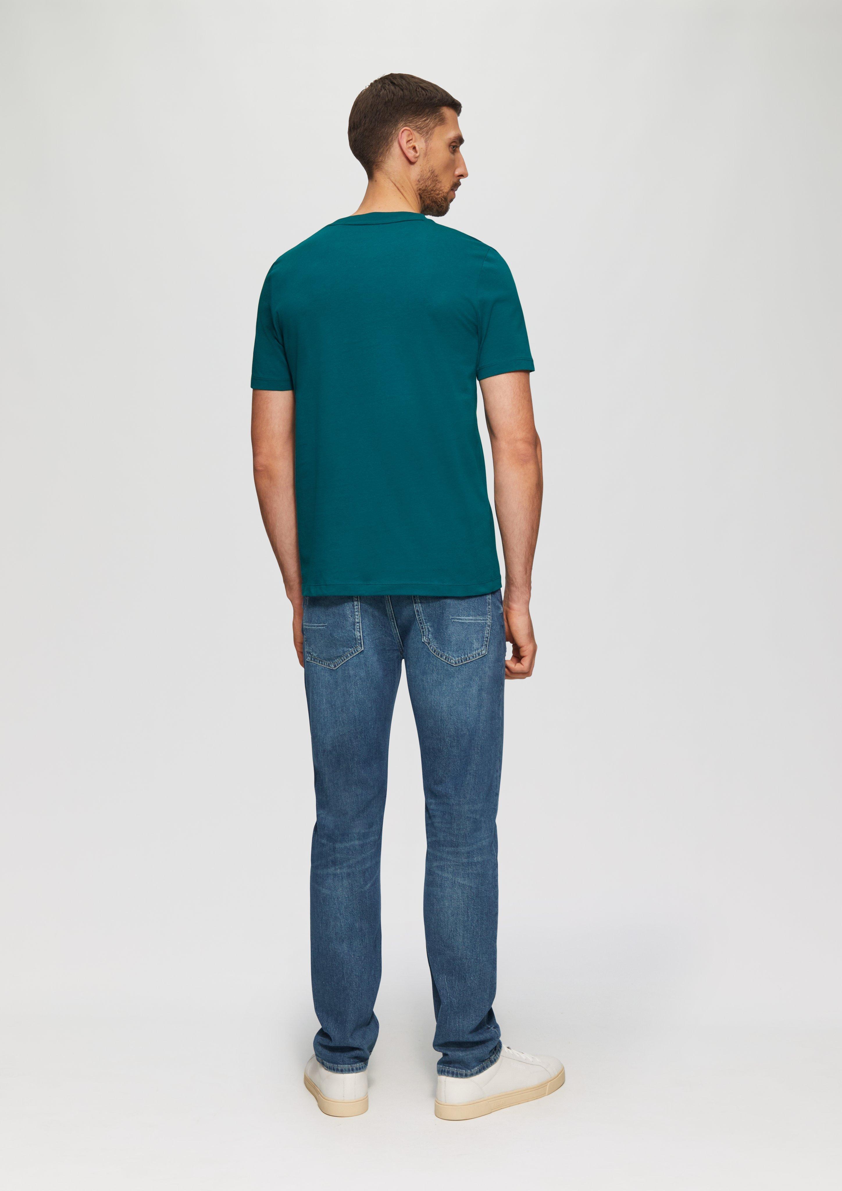 T-shirt in 67D2, 01D2, 01D1, 47D1, 59D2, 67D1 & 95D2