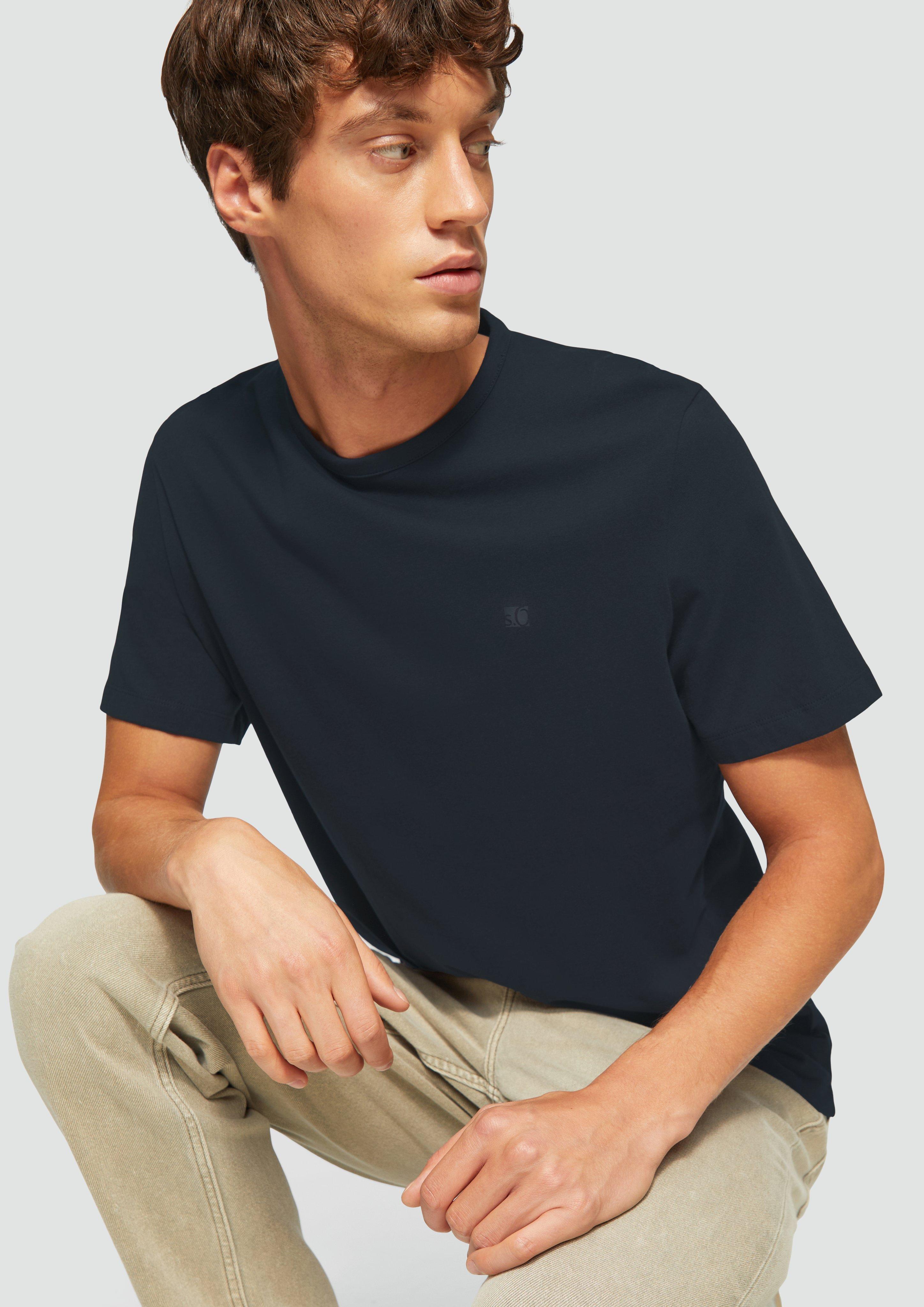 T-shirt in 5978, 9500, 4708 & 6767