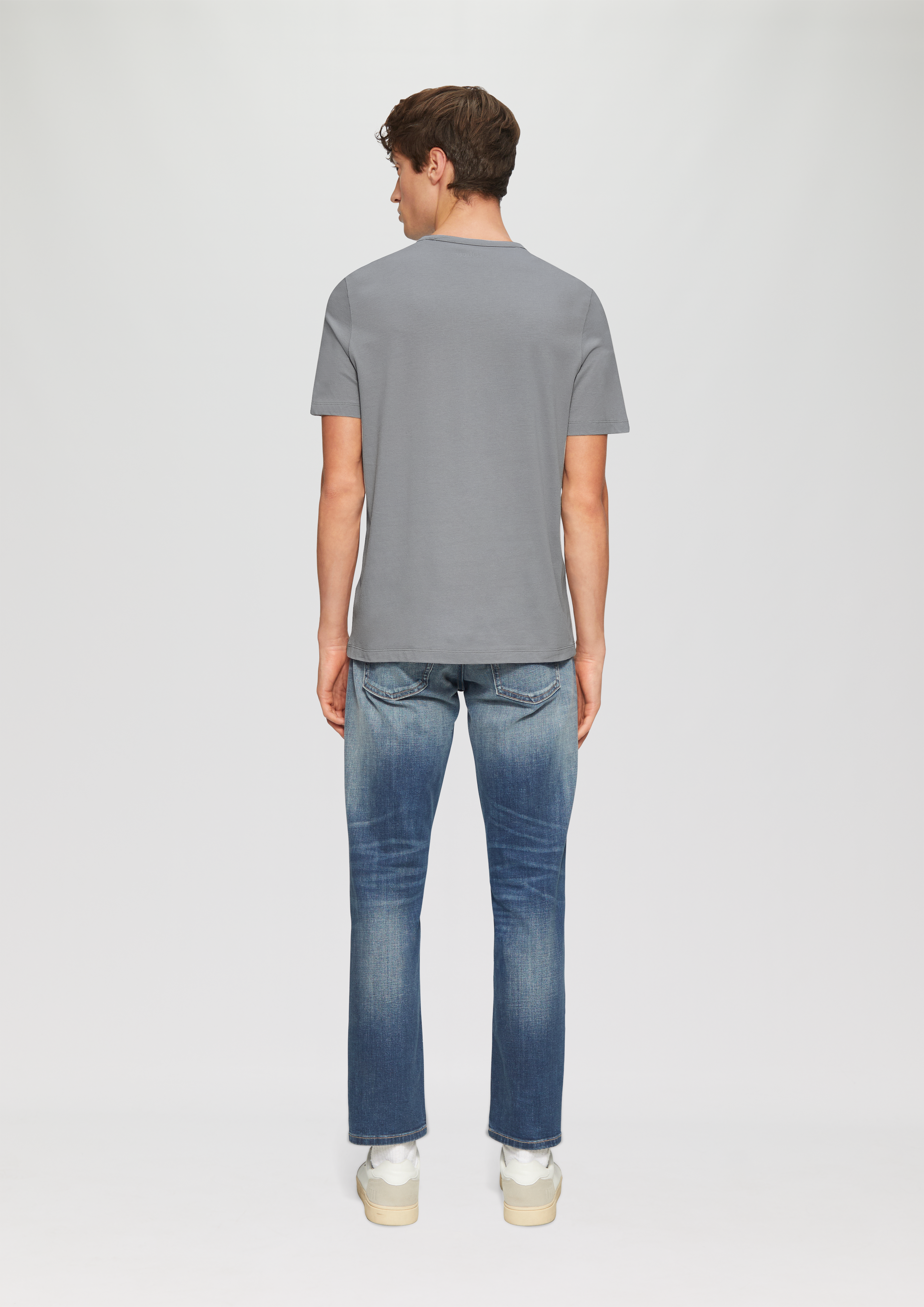 T-shirt in 9500, 5978, 4708 & 6767