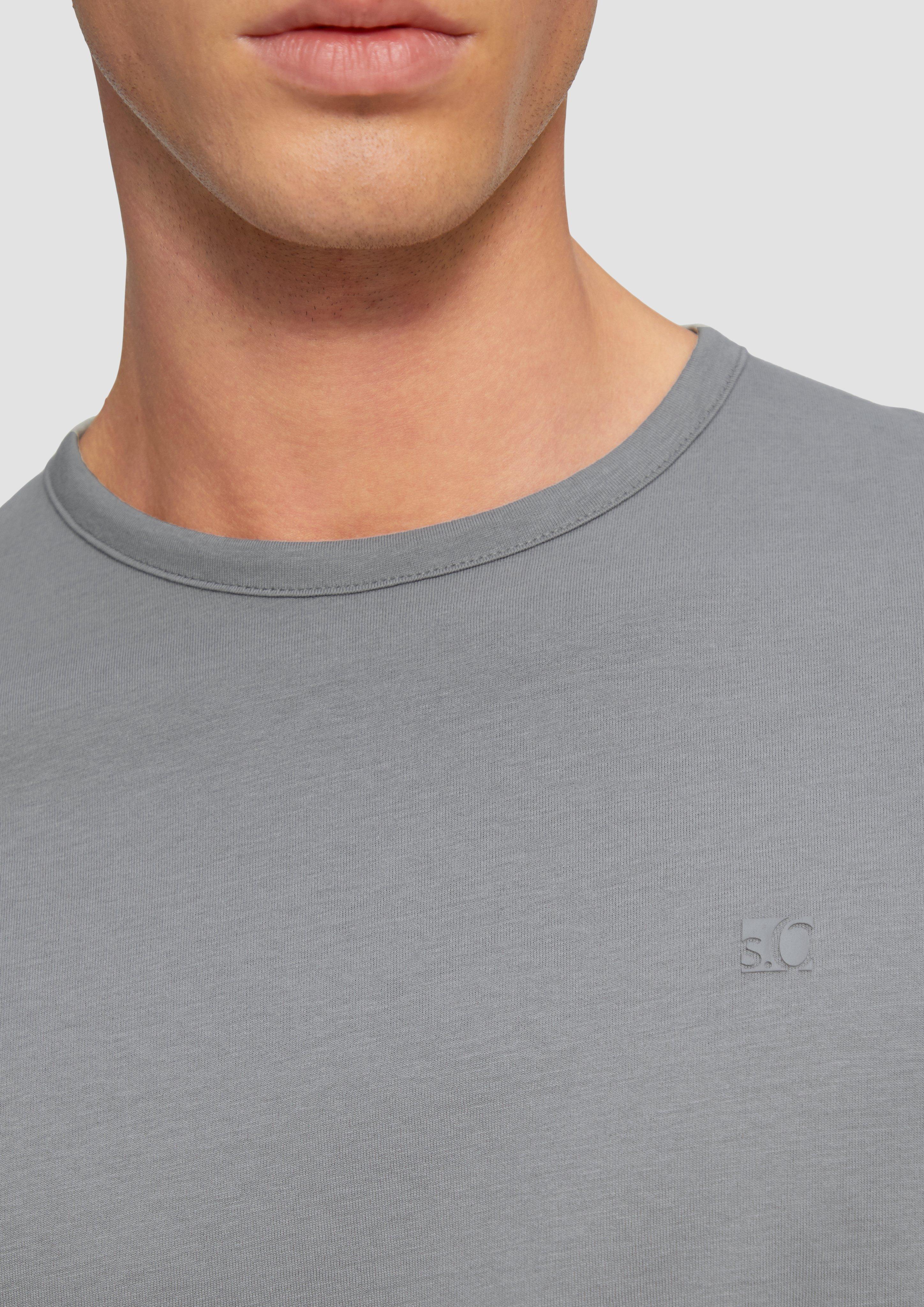 T-shirt in 9500, 5978, 4708 & 6767