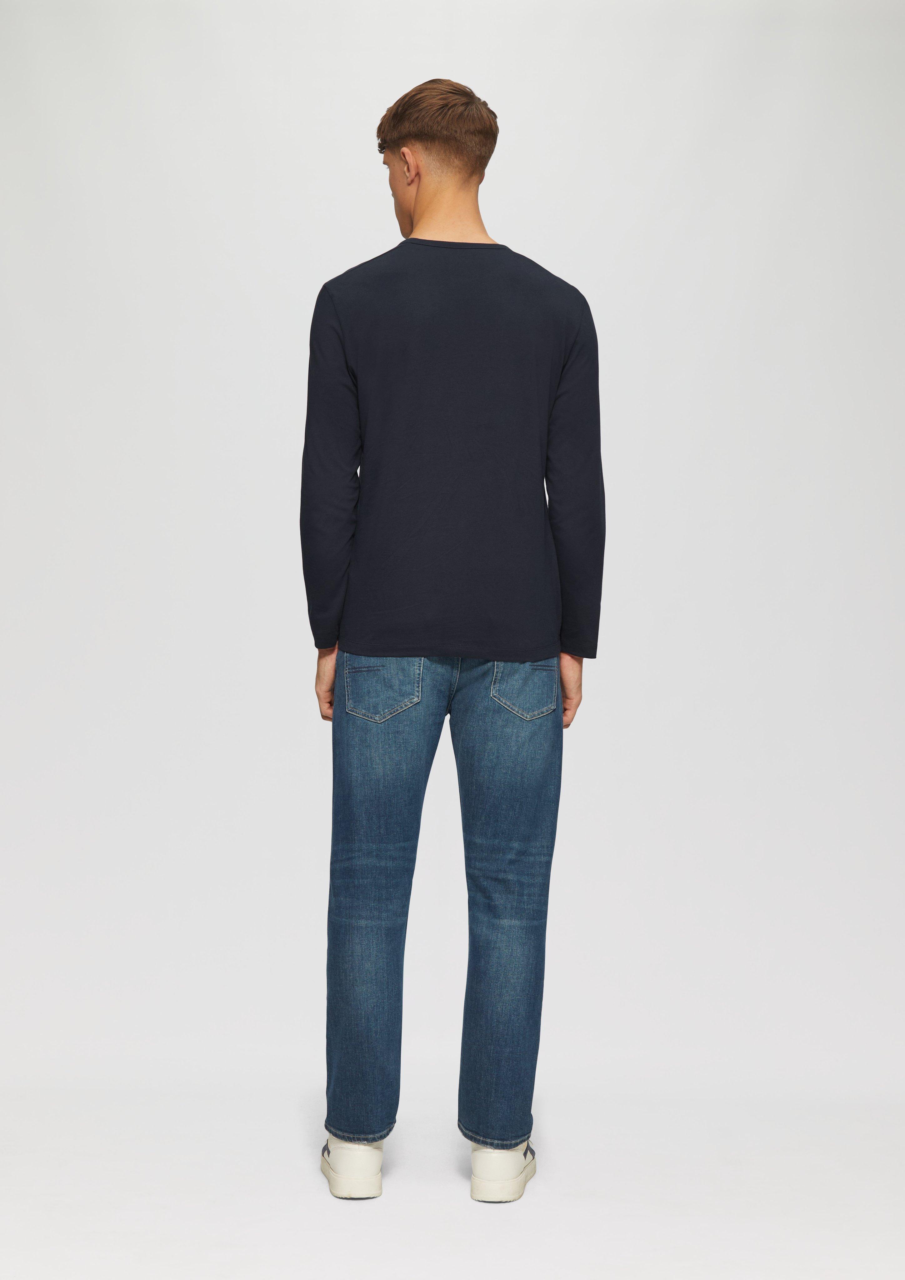 T-shirt in 5978, 6767, 5612, 0120 & 9500