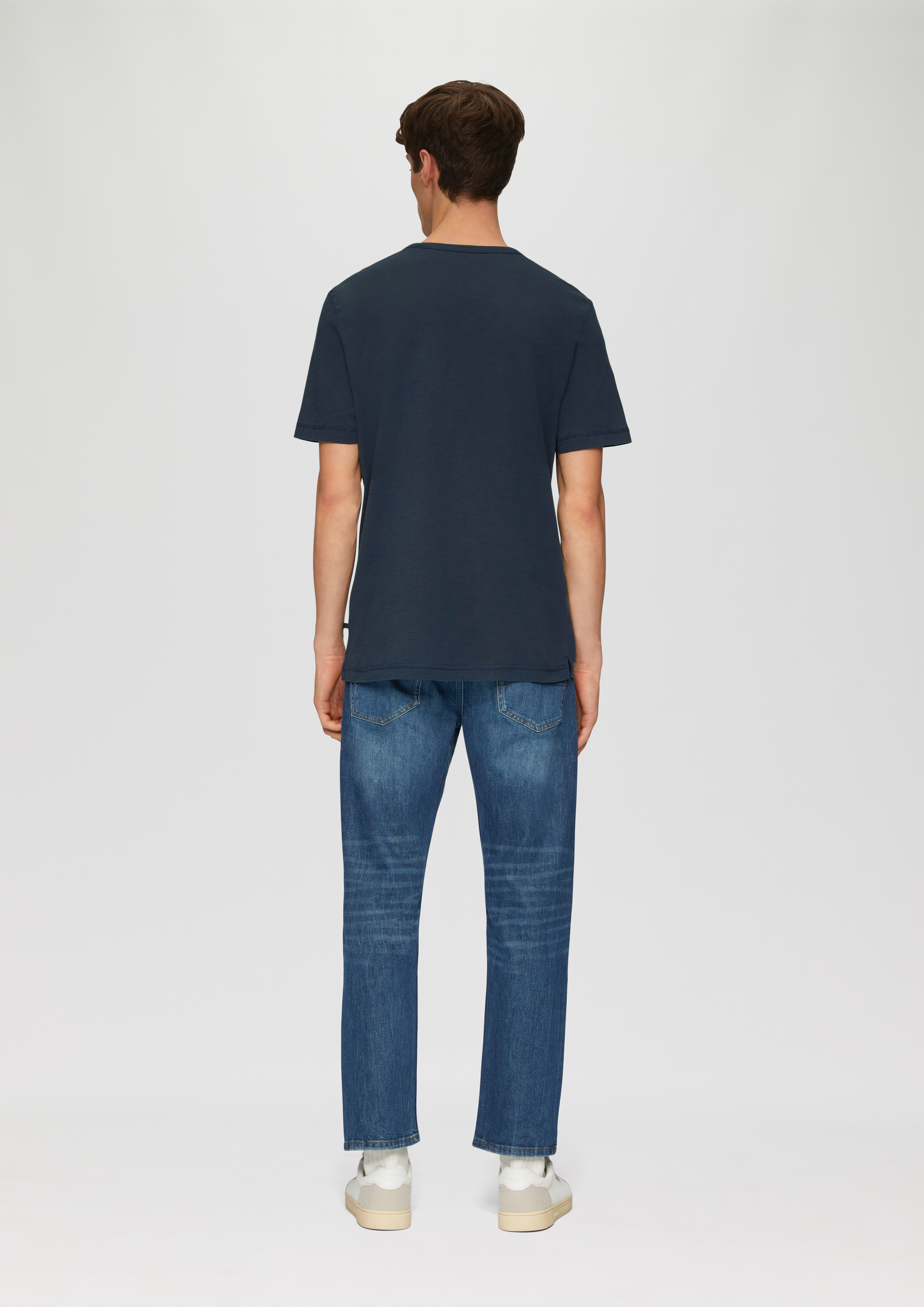 T-shirt in 59D1, 67D1 & 47D1