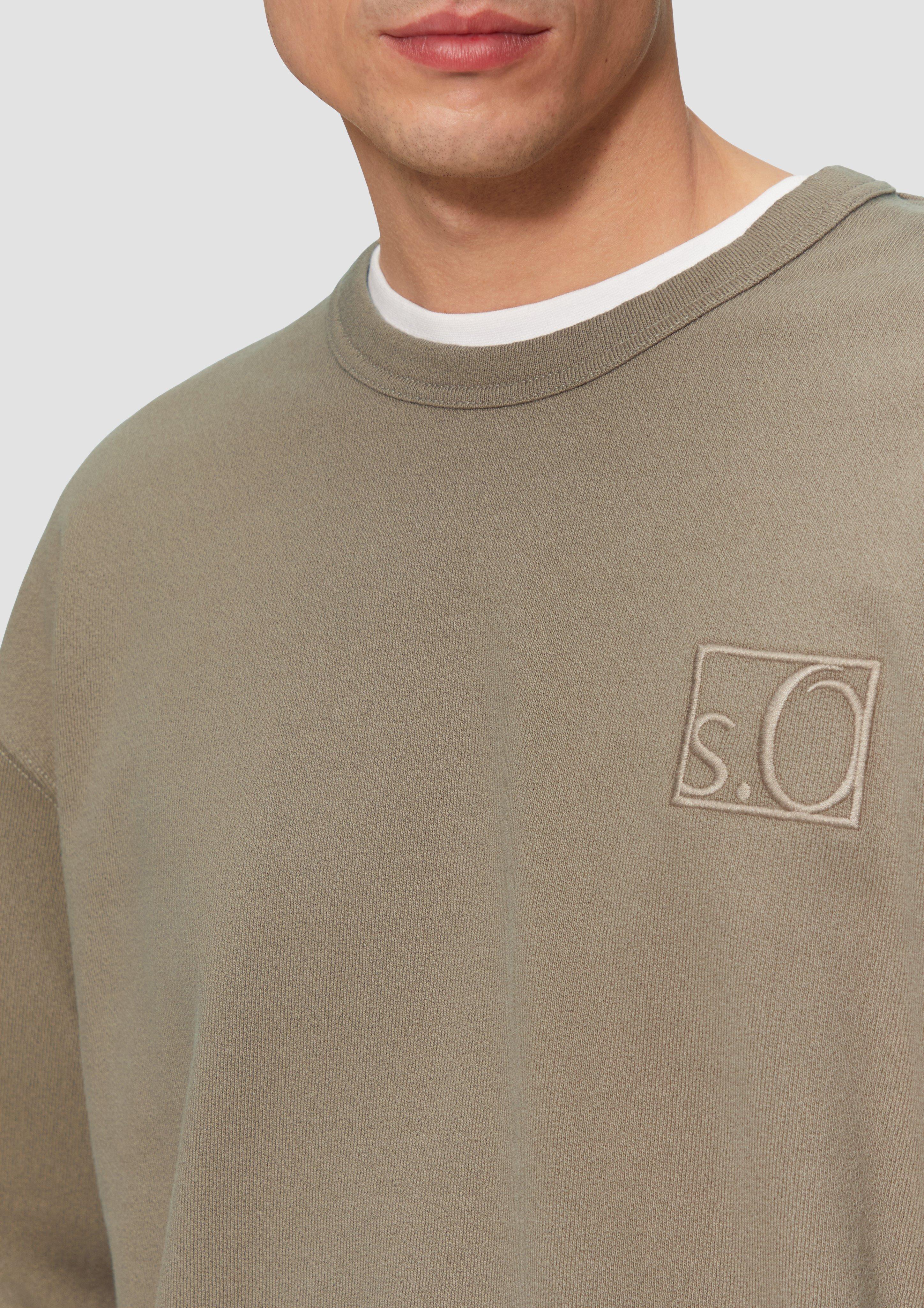 Sweatshirt in 8351, 9999 & 6767