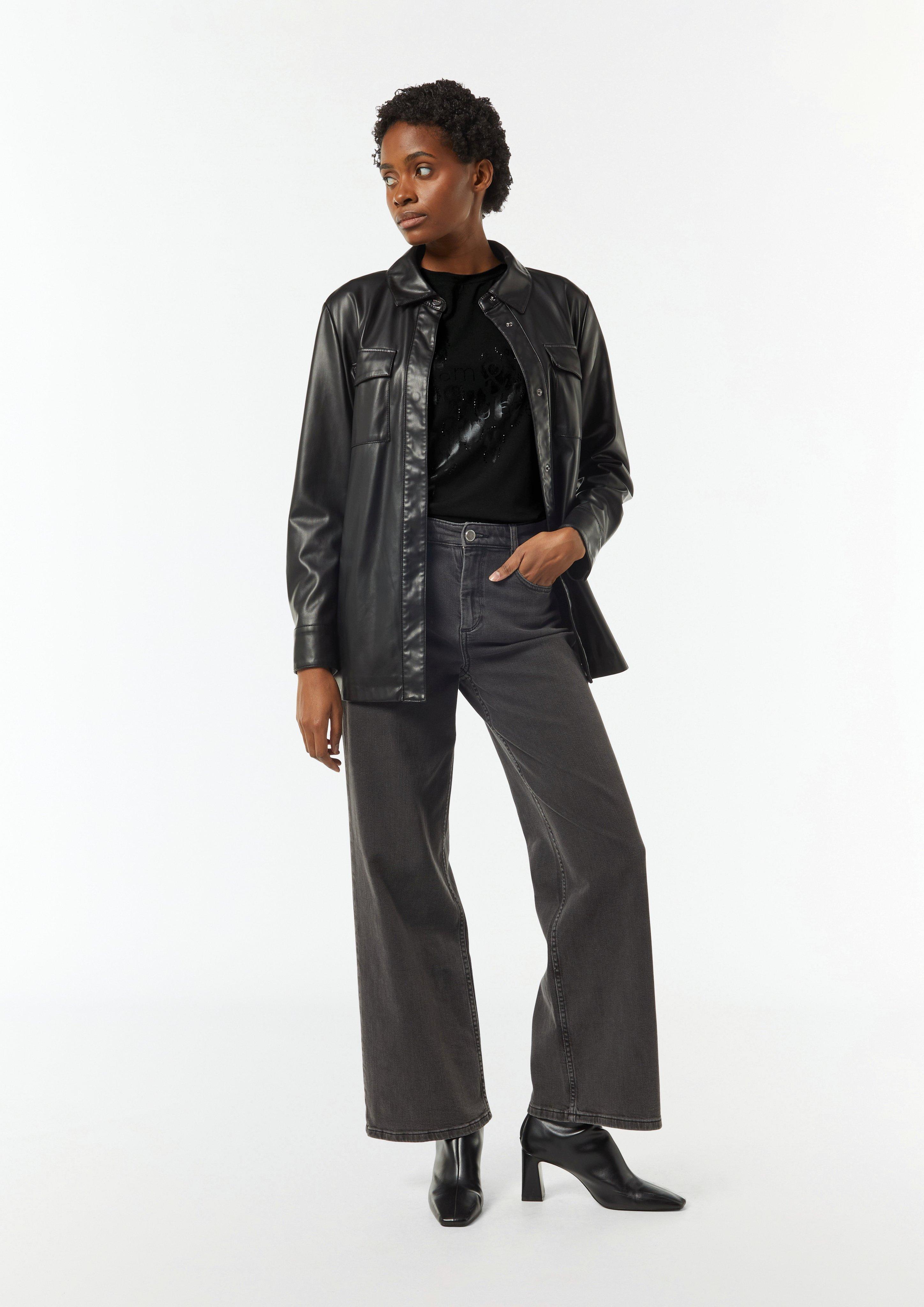 T-Shirt in 99D1 & 40D2