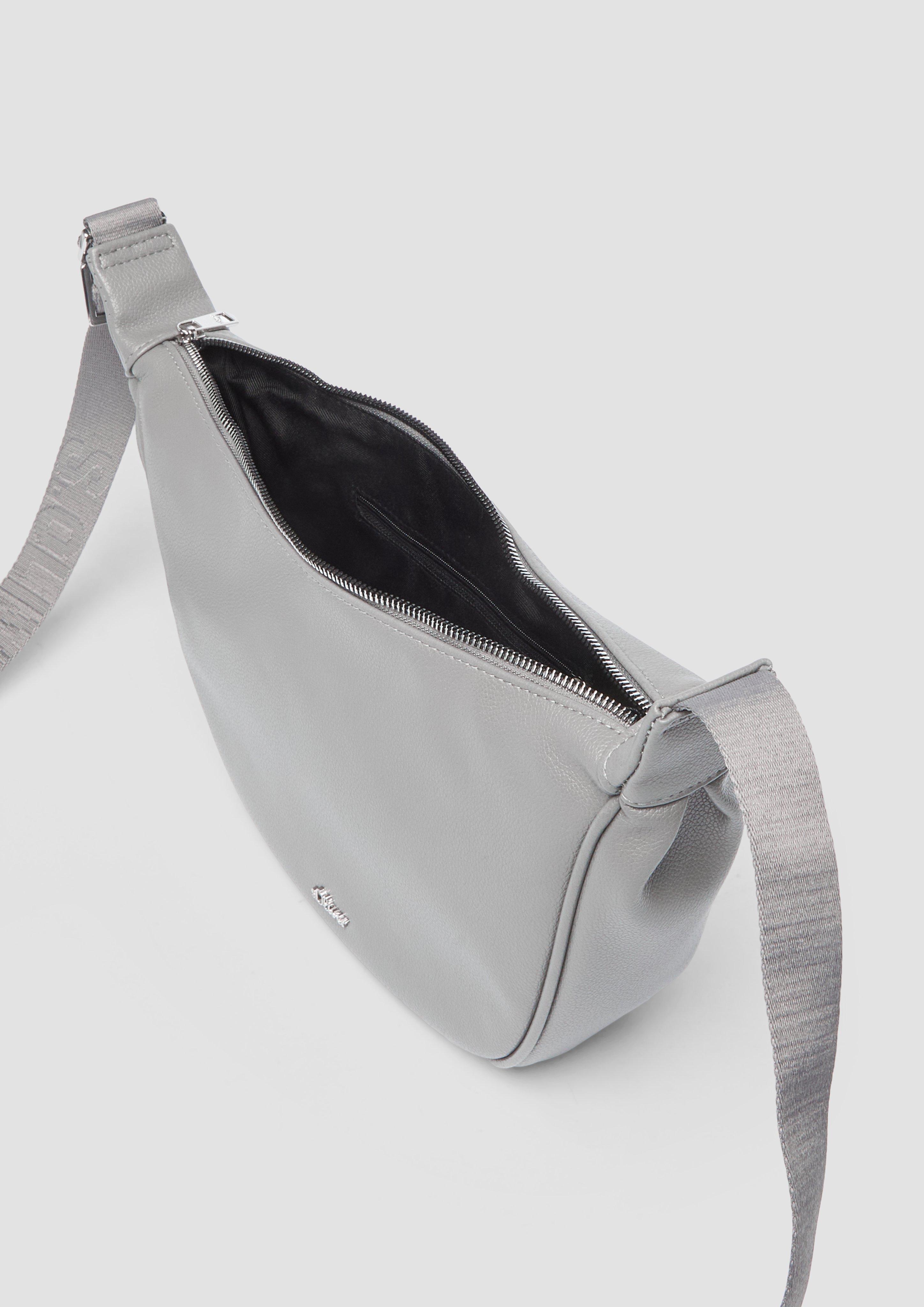 s.Oliver Mittelgroße Crossbody-Bag aus Lederimitat