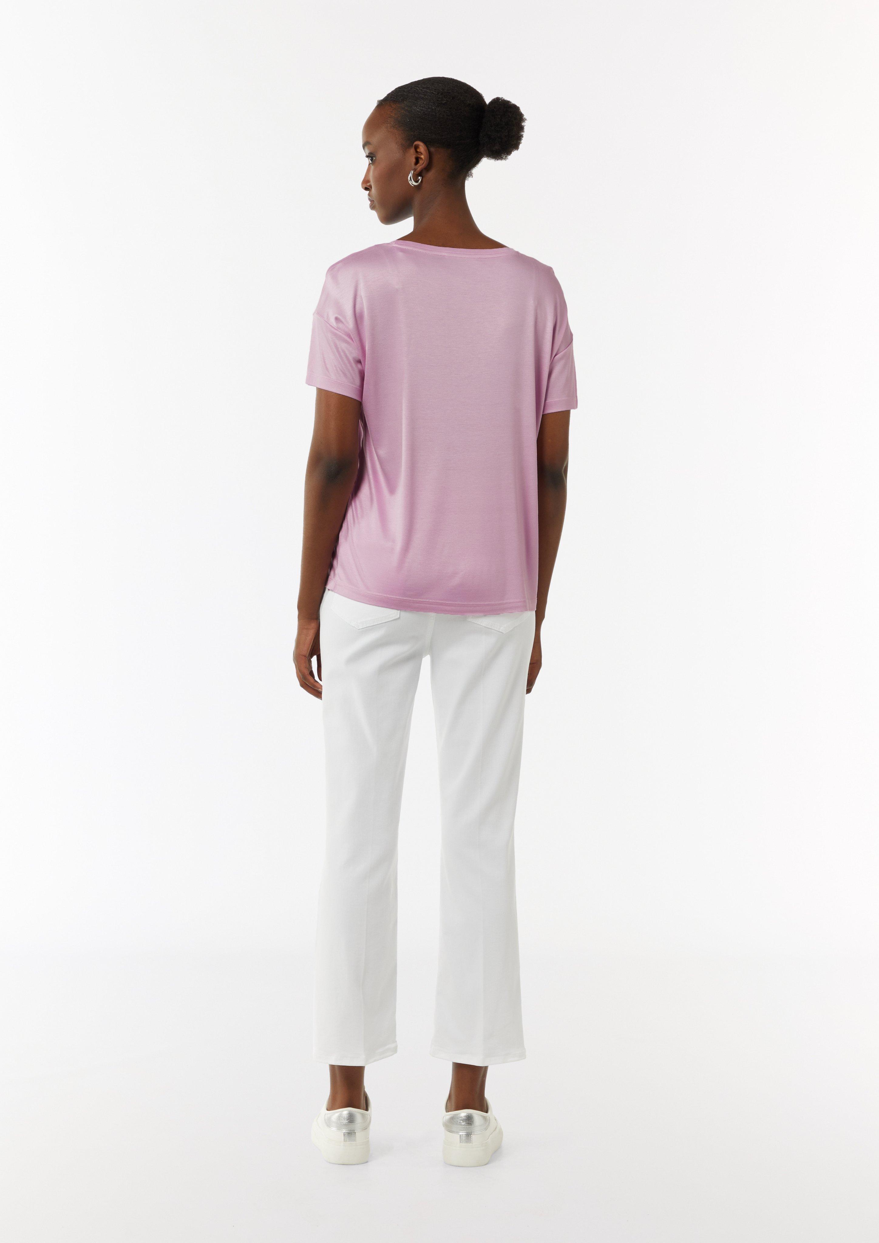 T-Shirt in 40E3 & 01D7