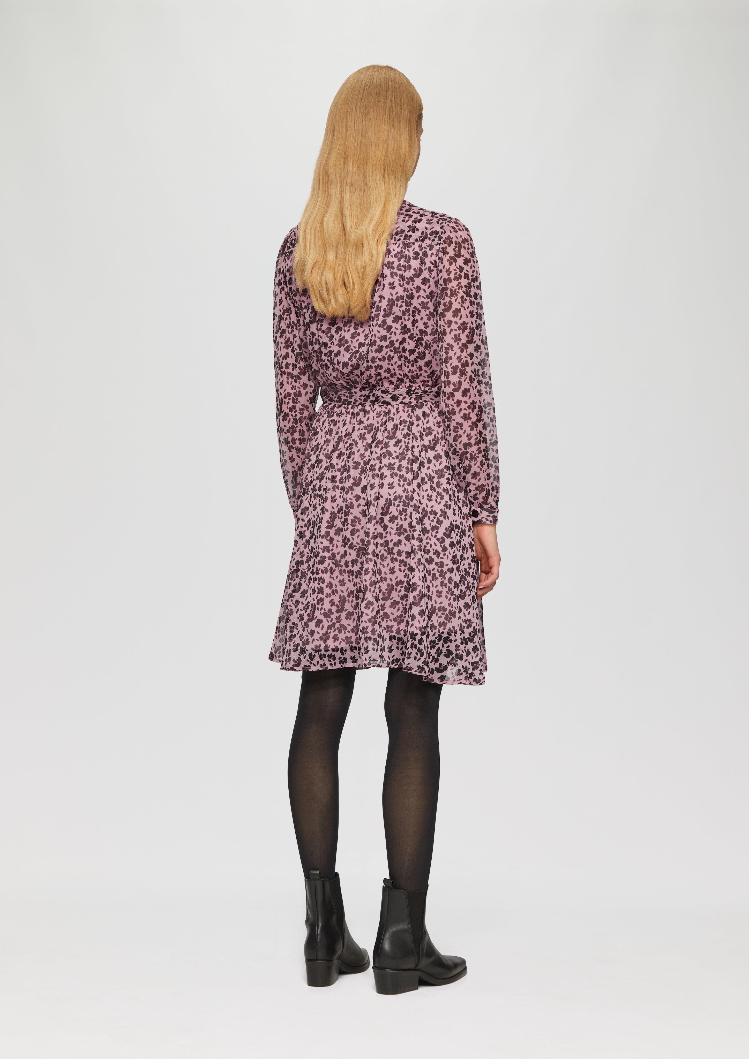 Kleid in 41A2 & 99A3