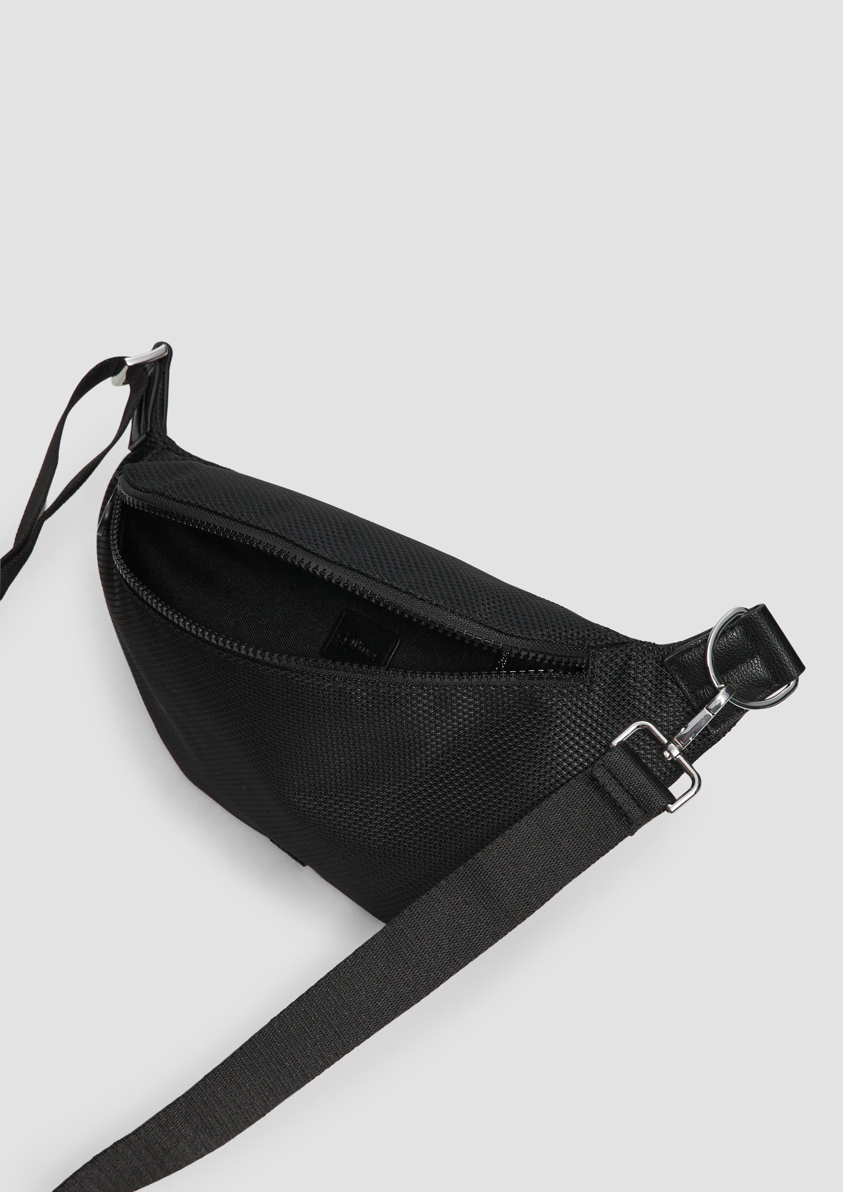 s.Oliver Crossbody Bag aus Nylon