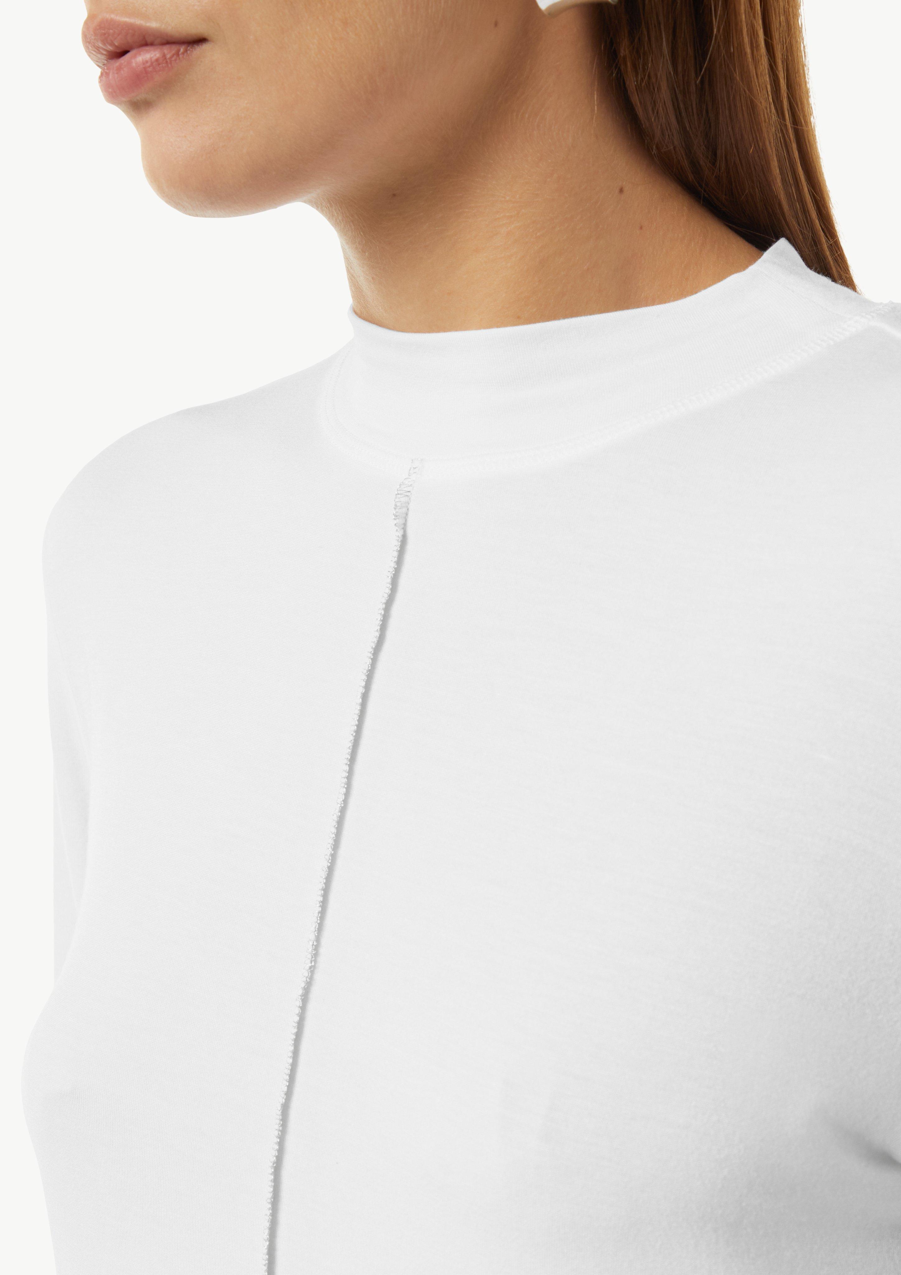 T-Shirt in 0100 & 9999