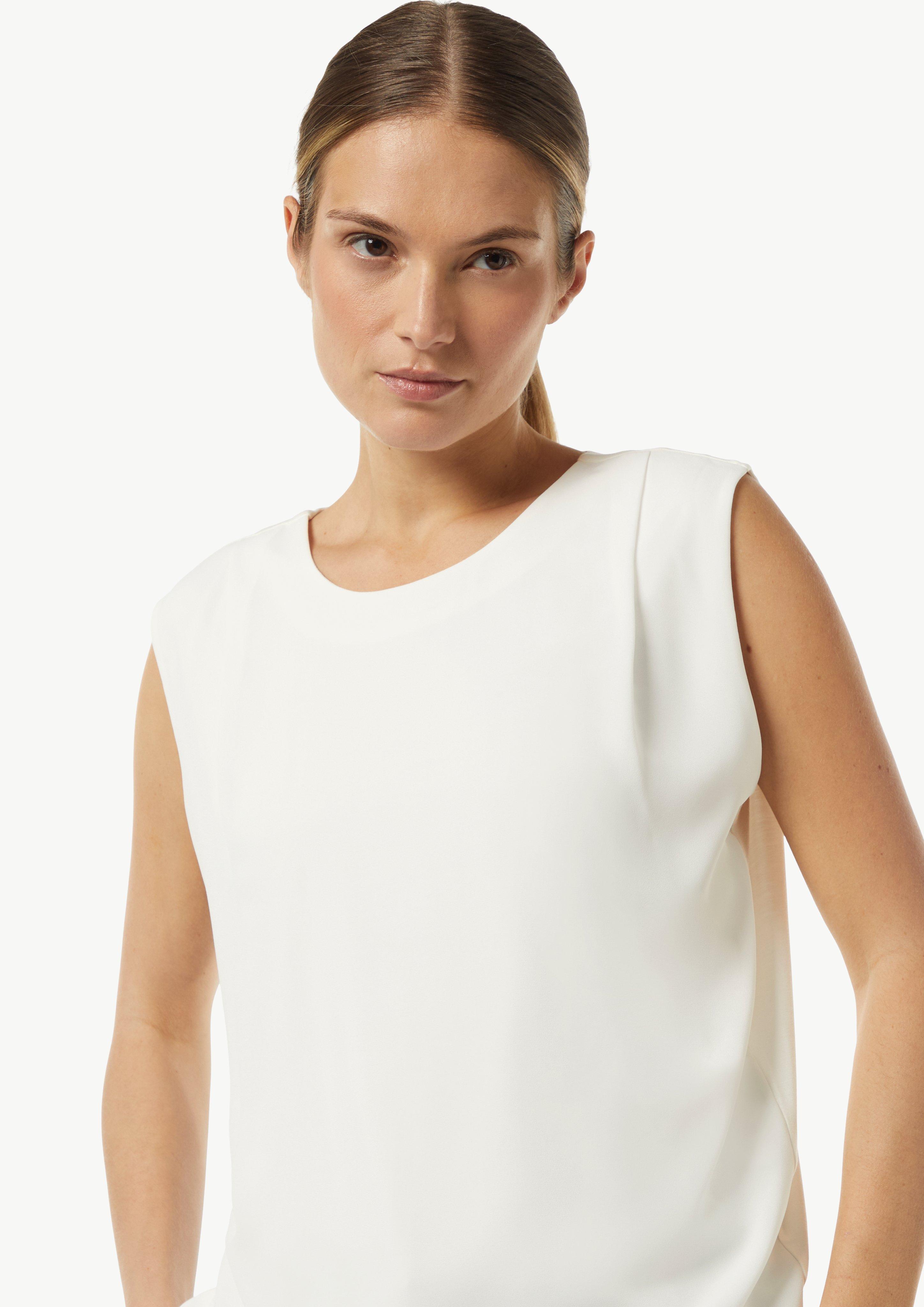 T-Shirt in 0120 & 3076