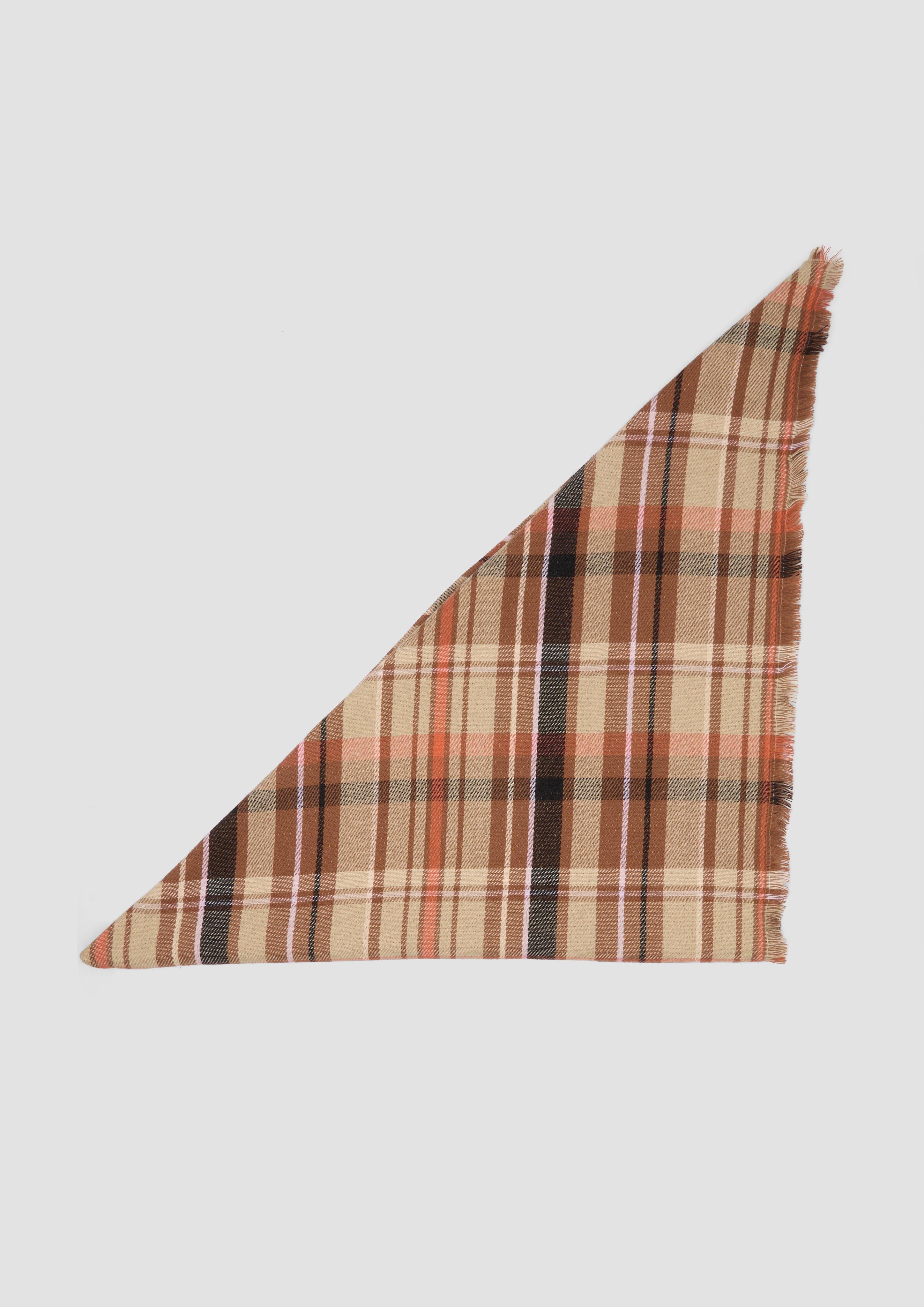 Écharpe in 87N0, 02N0 & 97N0