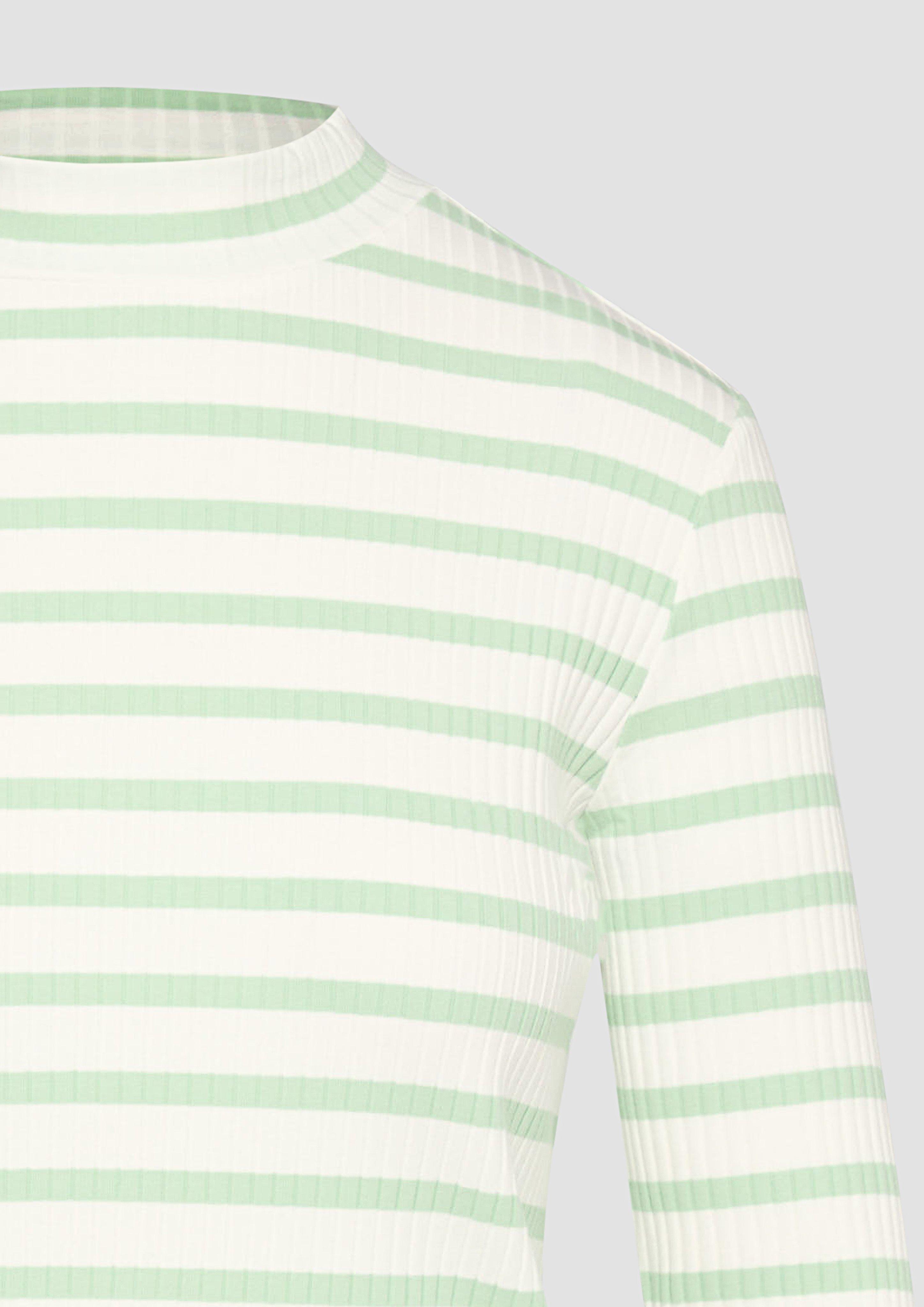 T-Shirt in 65G2, 50G2, 5959, 84G2, 59G2 & 0210