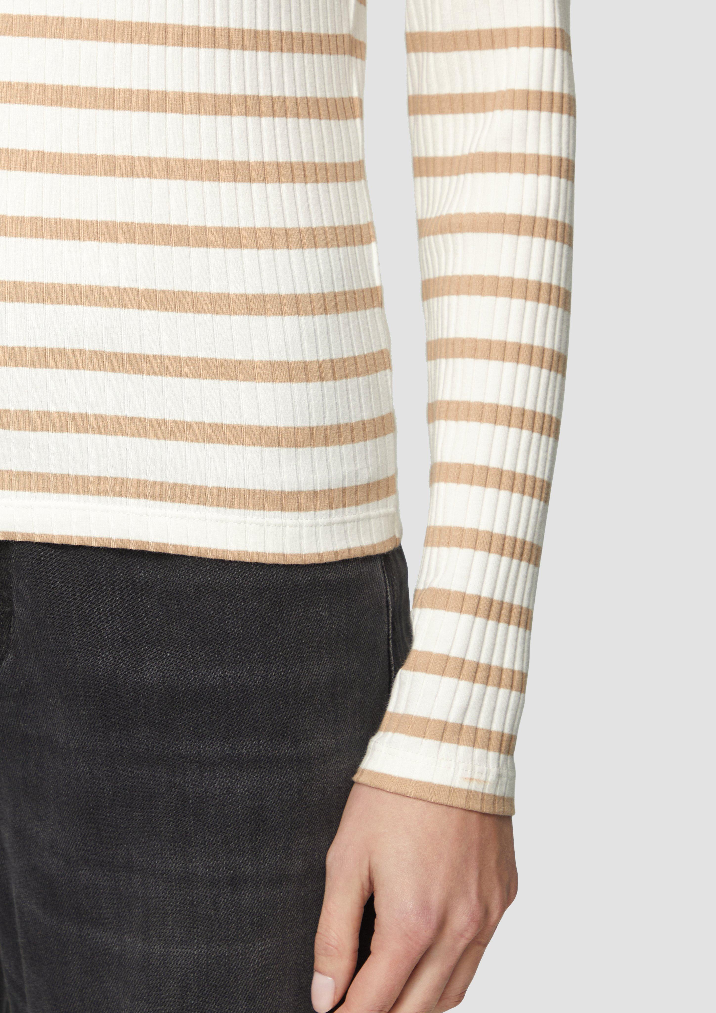 T-Shirt in 84G2, 50G2, 65G2, 5959, 59G2 & 0210