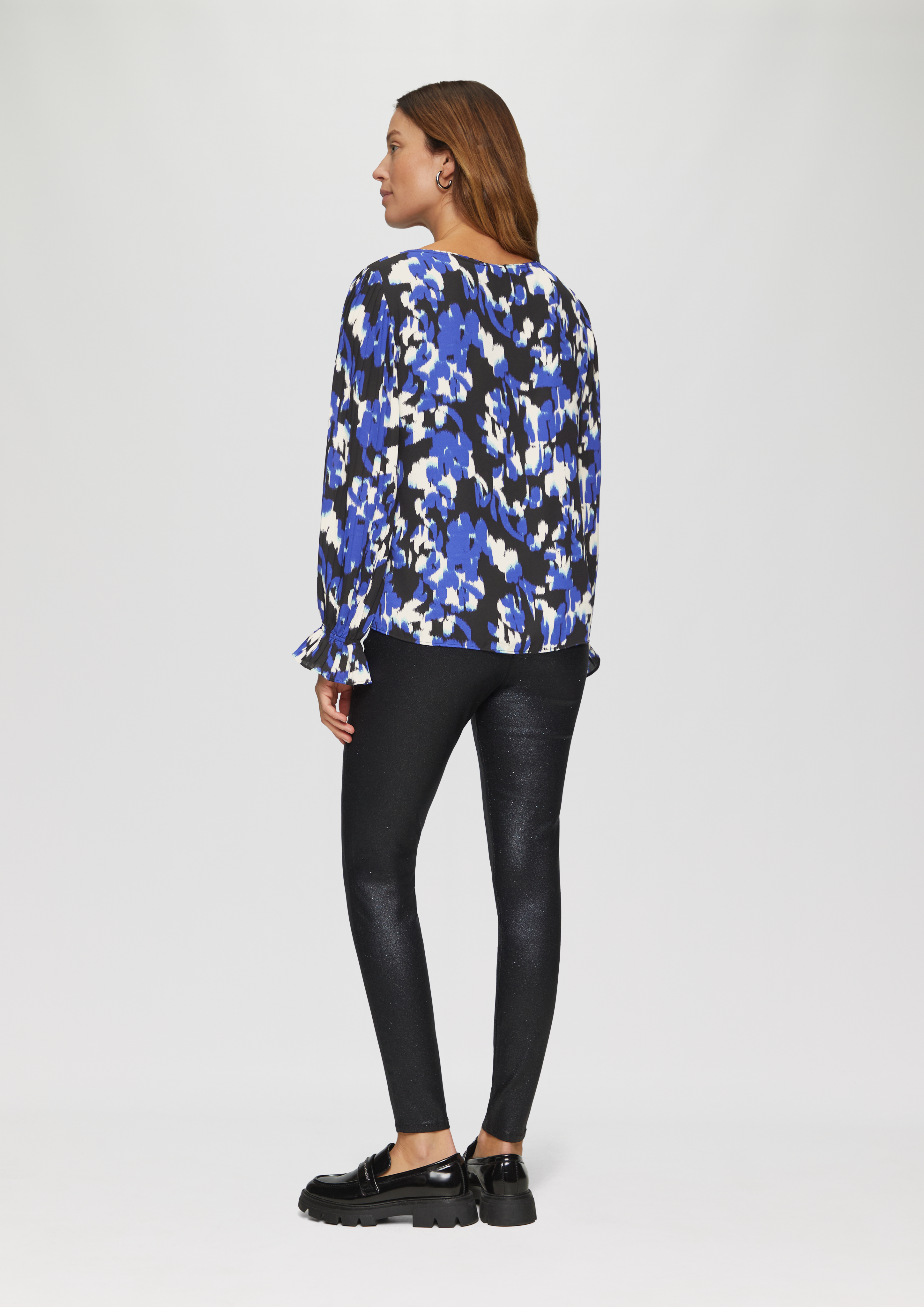 Bluse in 99A1, 5605, 0200 & 9999