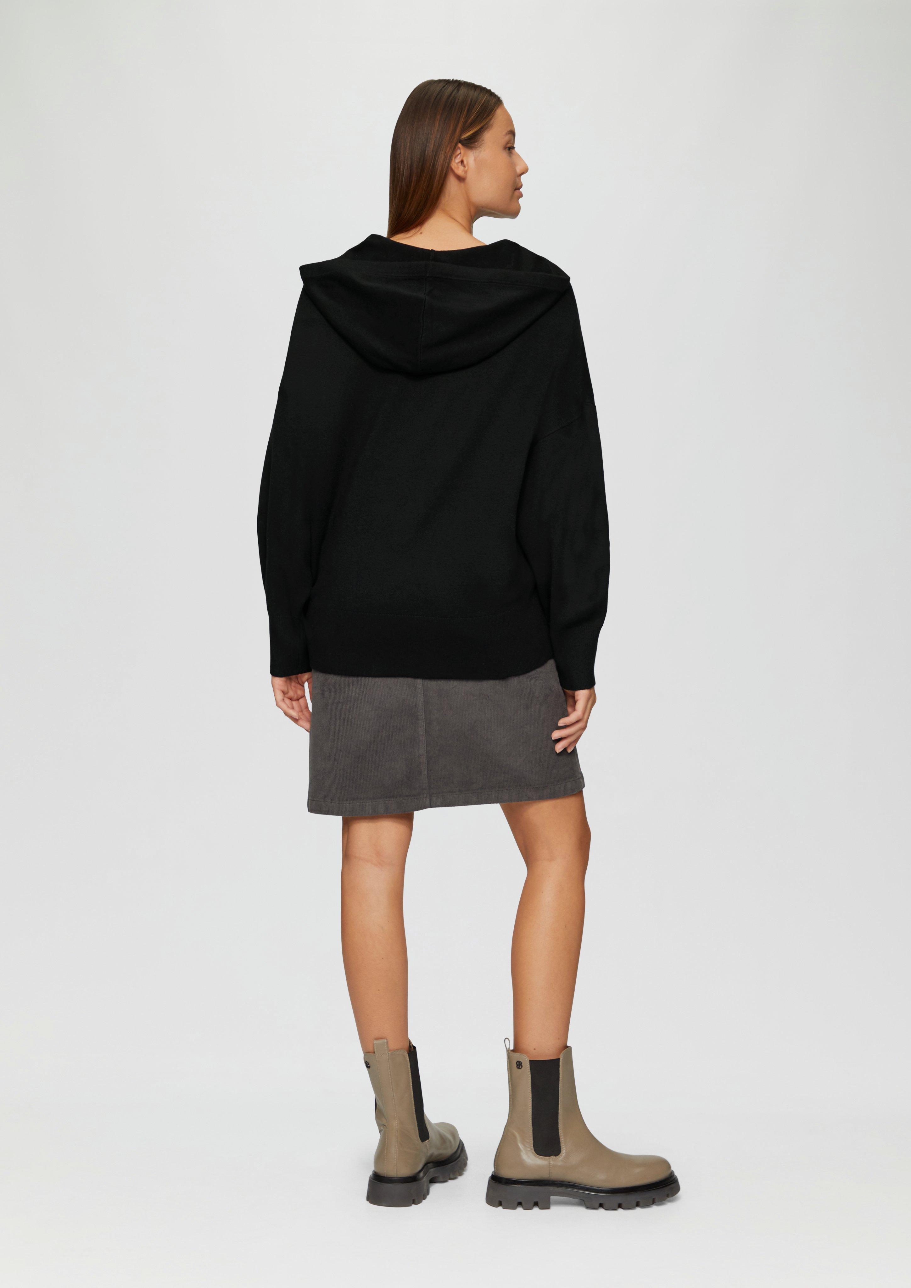 Pulover in 9999, 9730, 83W3, 3874 & 2070