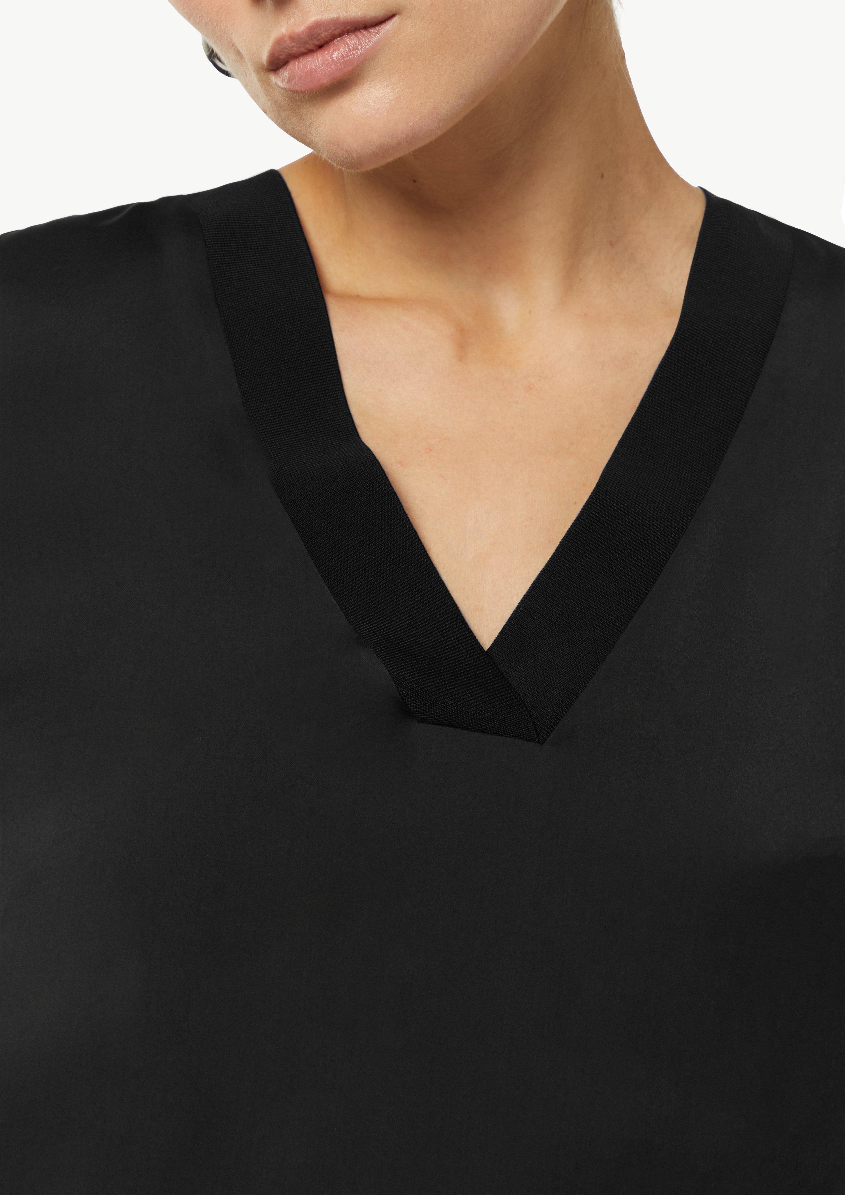 Blouse in 9999 & 3076