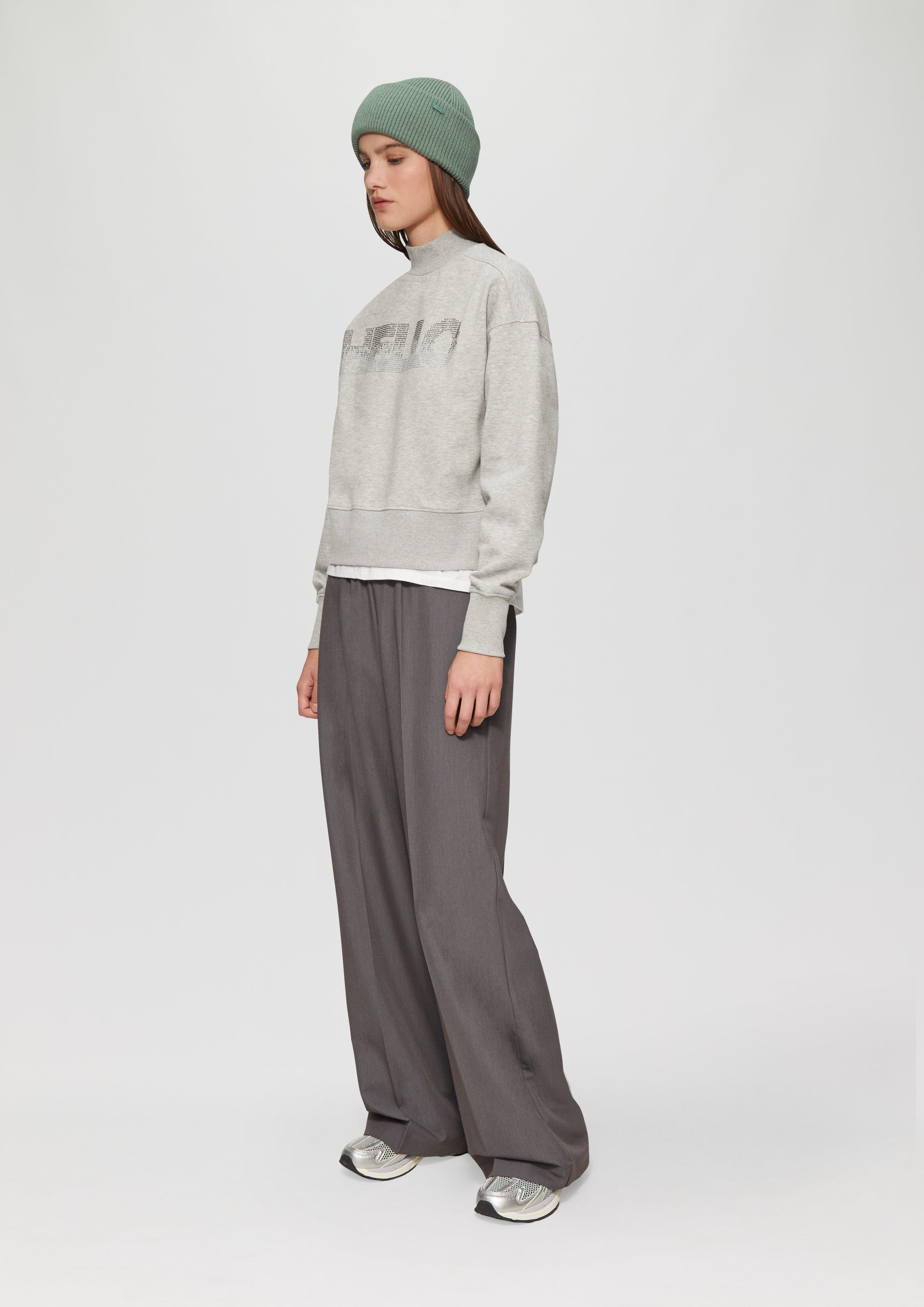 Cropped sweatshirt with a stand-up collar and rhinestone Cropped sweatshirt with a stand-up collar and rhinestone
