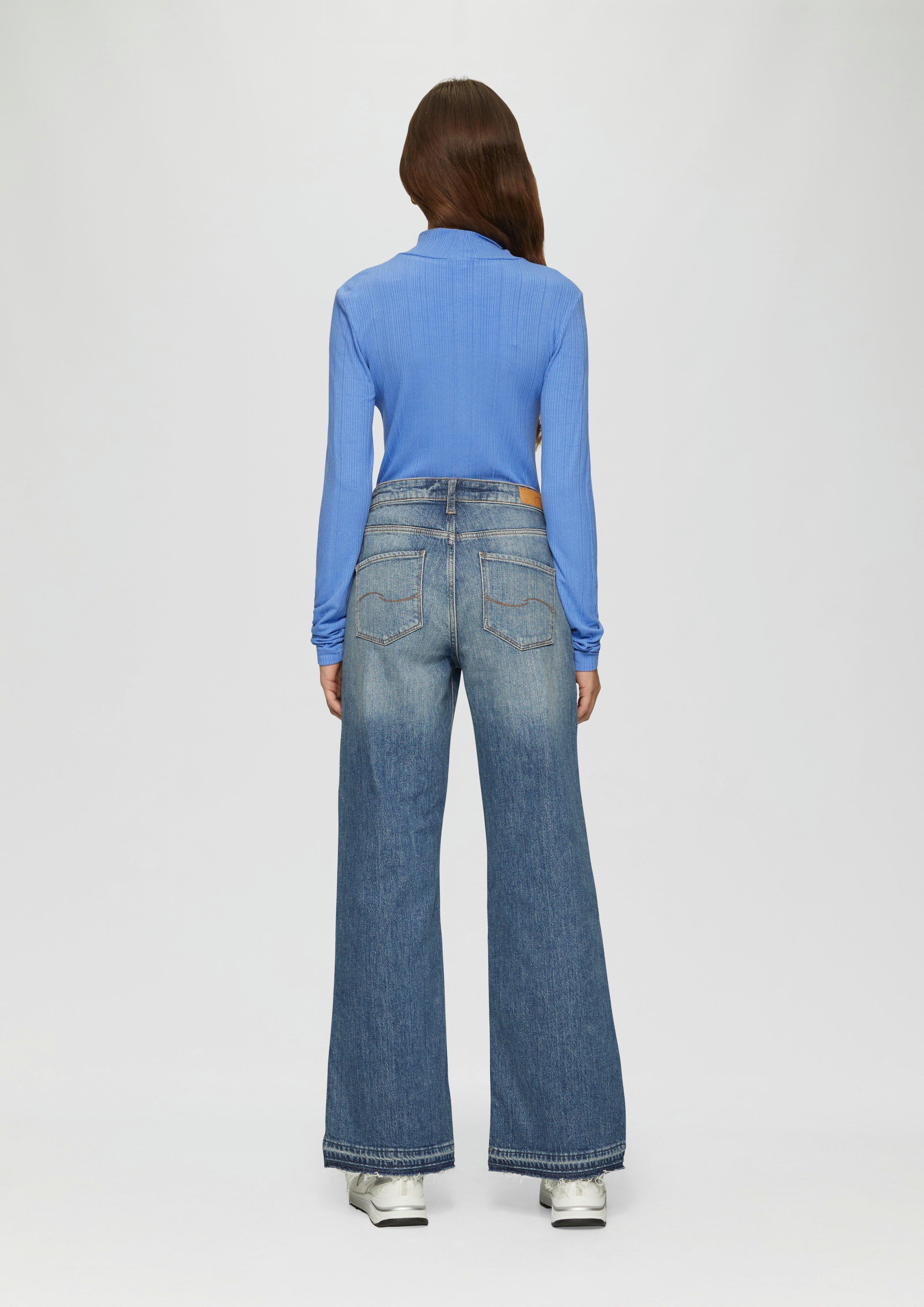 T-shirt in 5361, 0510 & 5872