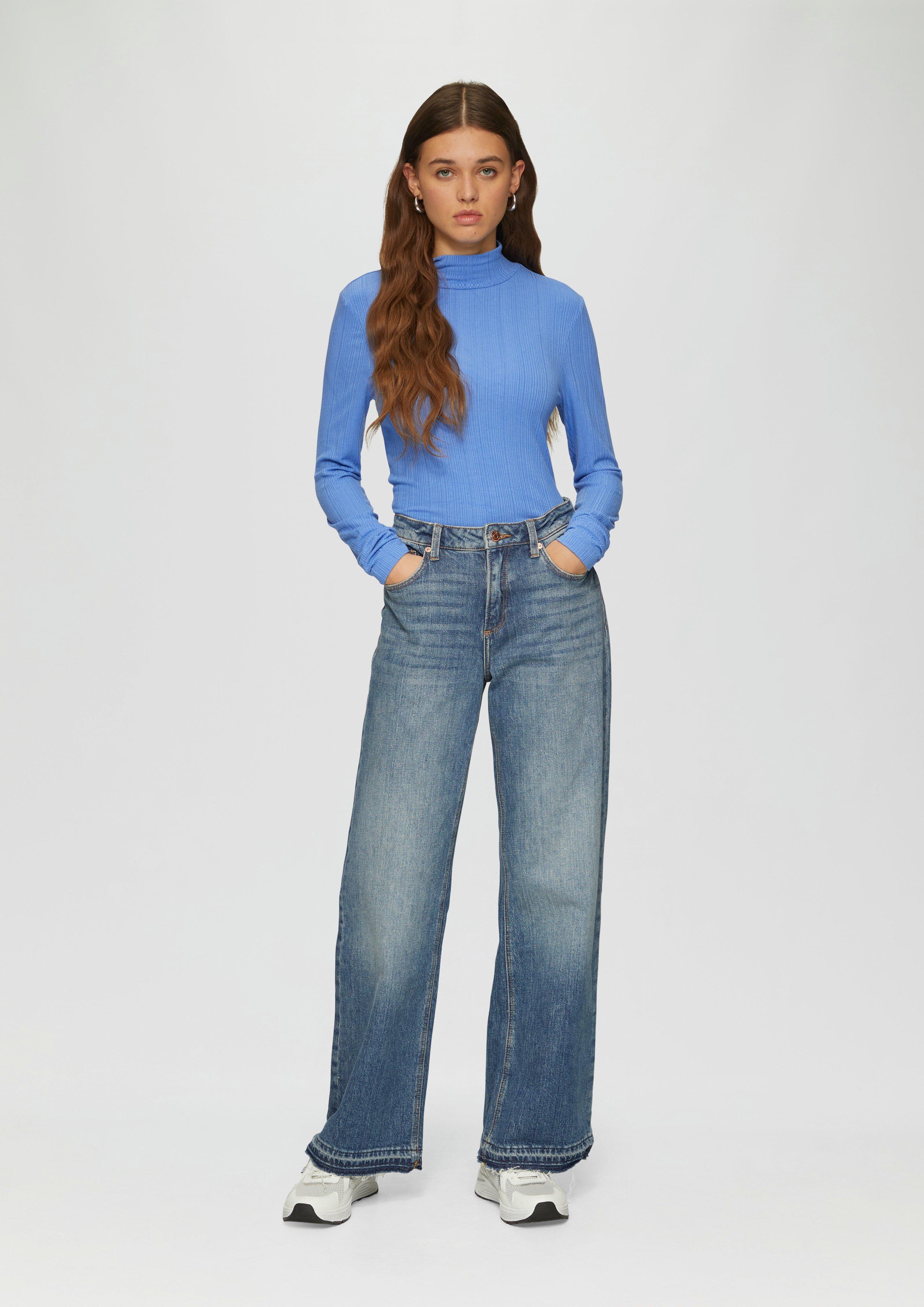 T-shirt in 5361, 0510 & 5872