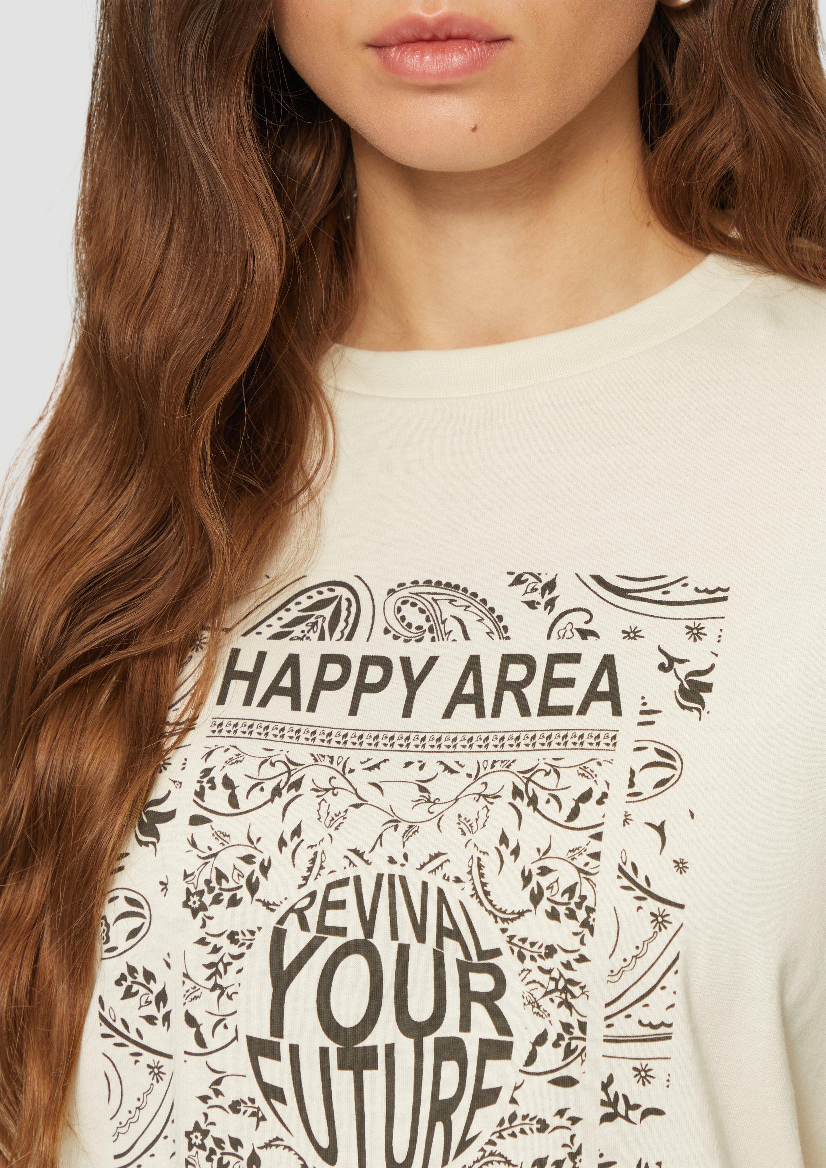 T-Shirt in 05D1 & 58D0