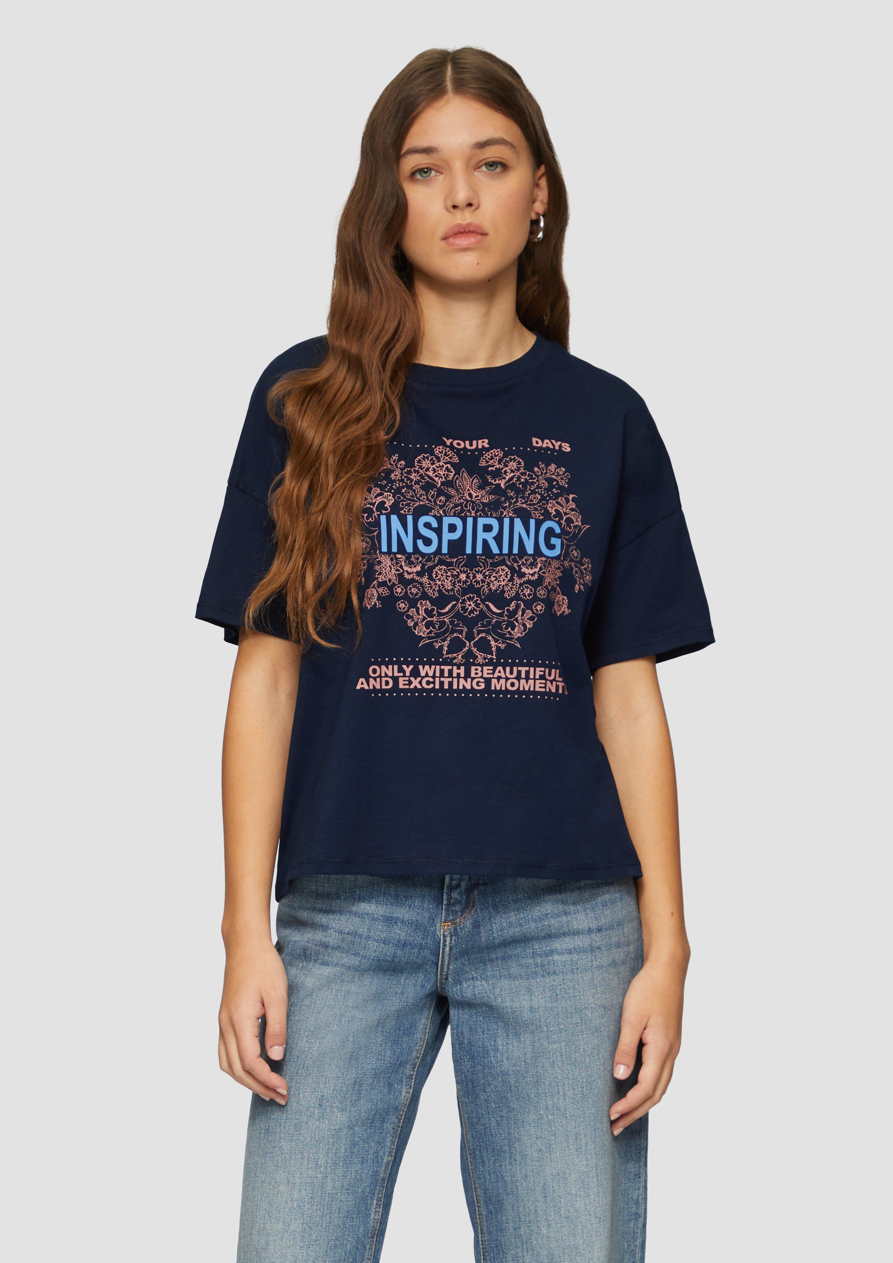 T-shirt in 58D0 & 05D1