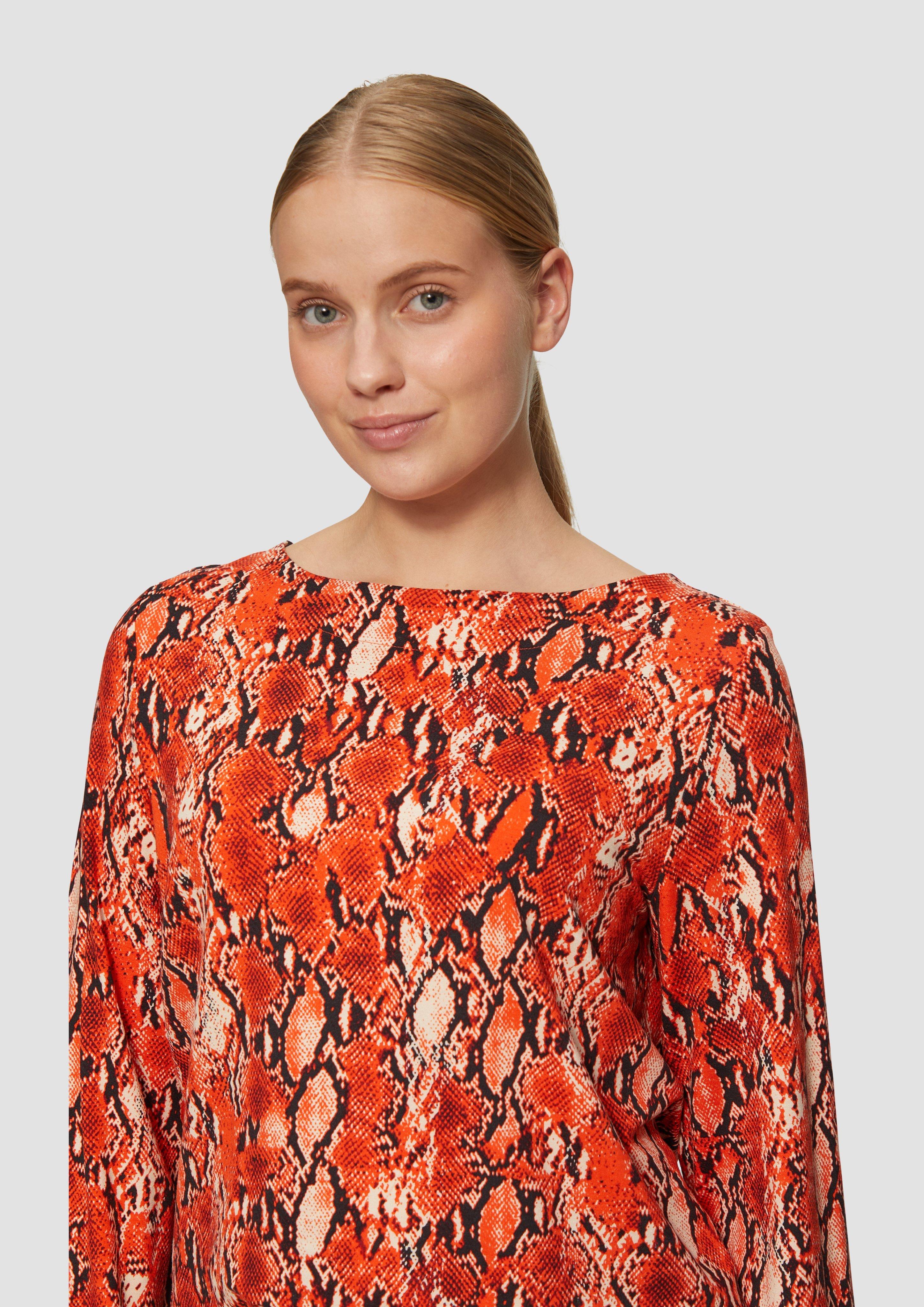 T-shirt in 25A2, 9826, 6469 & 98A2