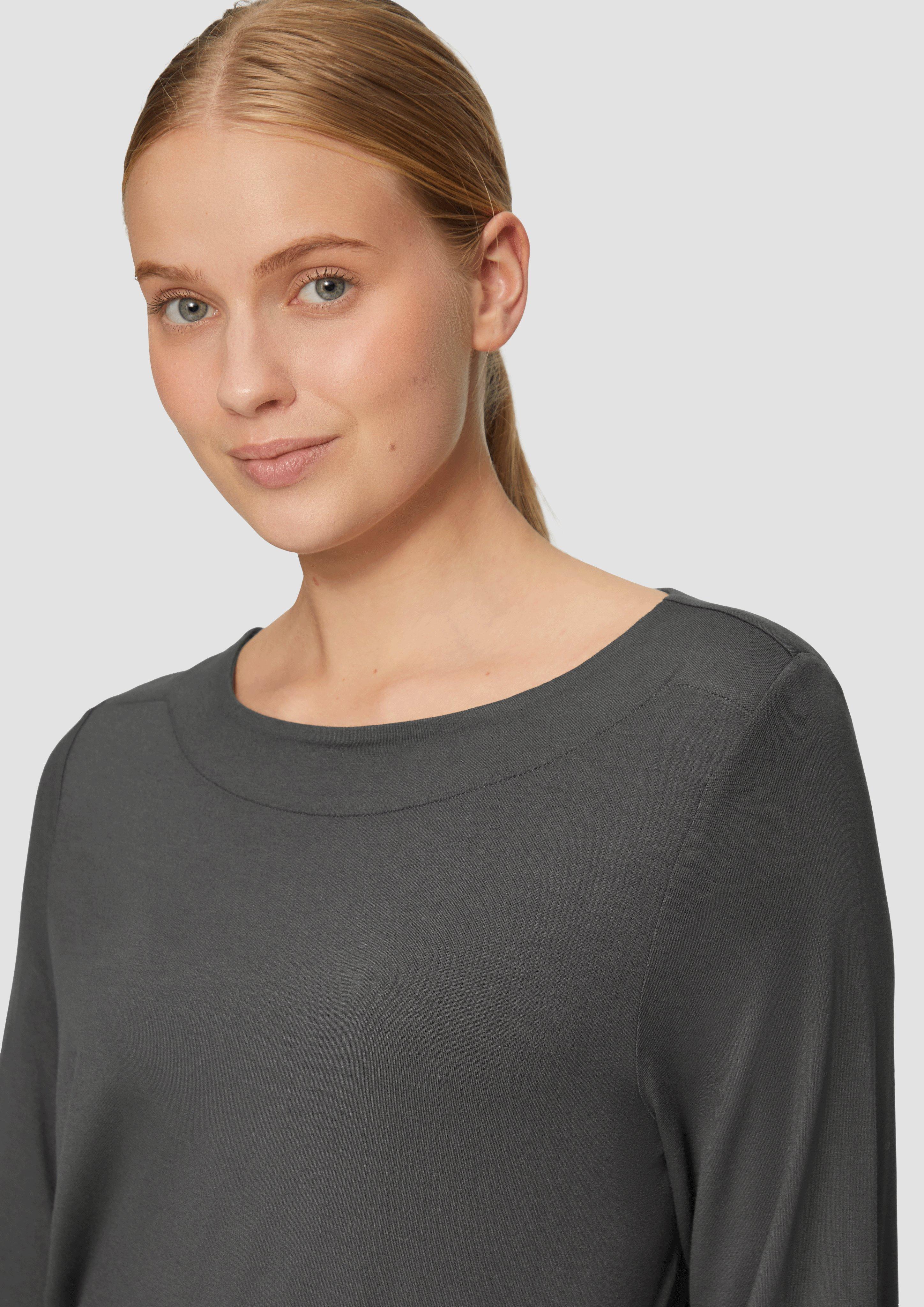 T-Shirt in 9826, 25A2, 6469 & 98A2