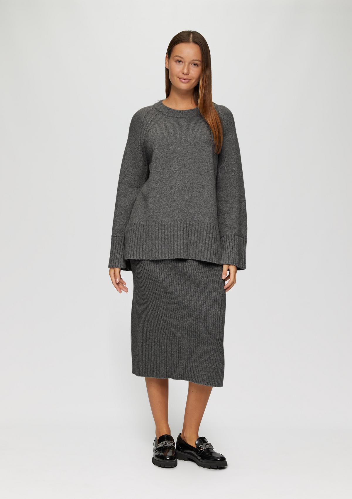 Medium/Light Side Slit Stretch Midi Skirt