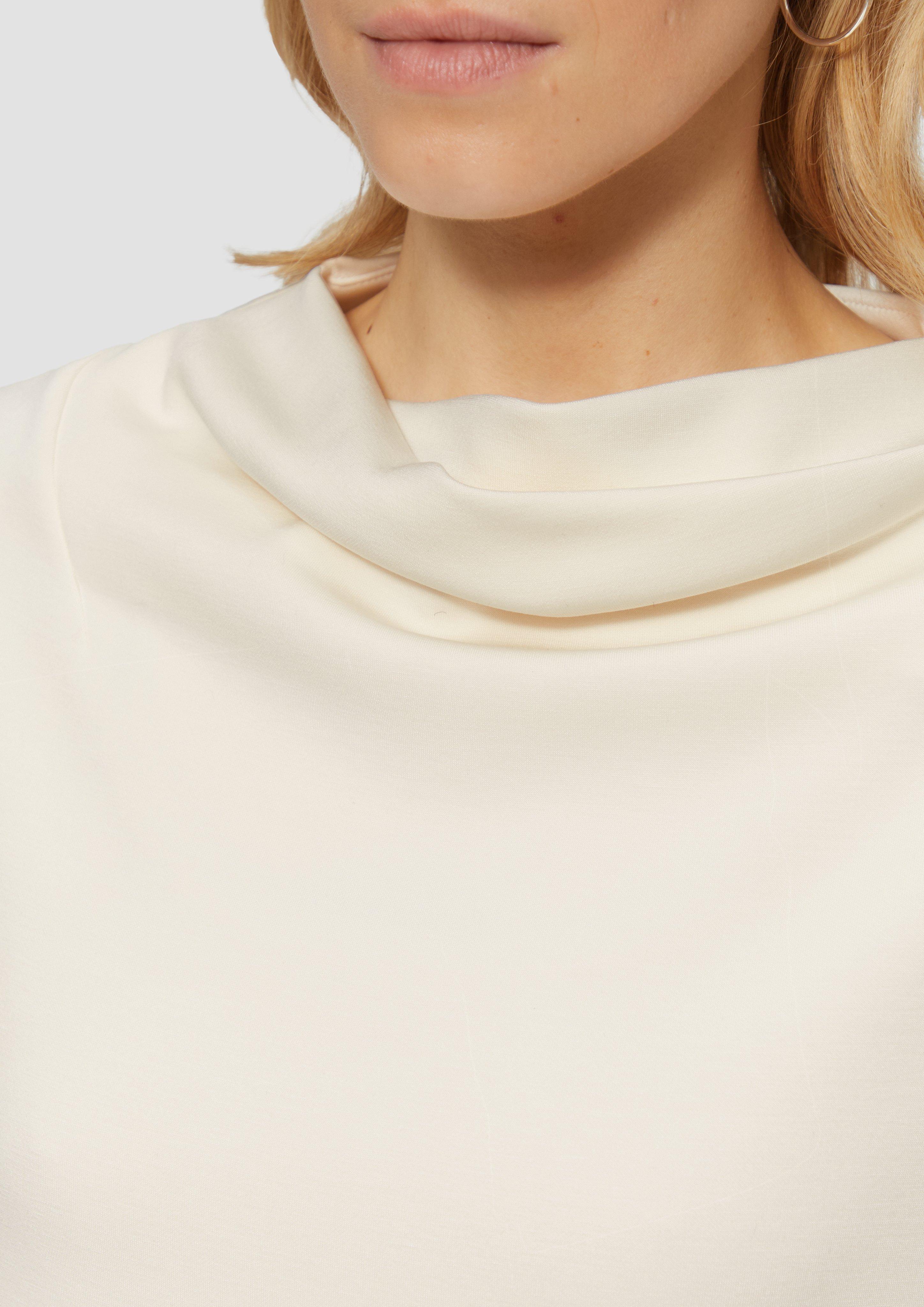 Sweatshirt in 0200, 9999 & 4639