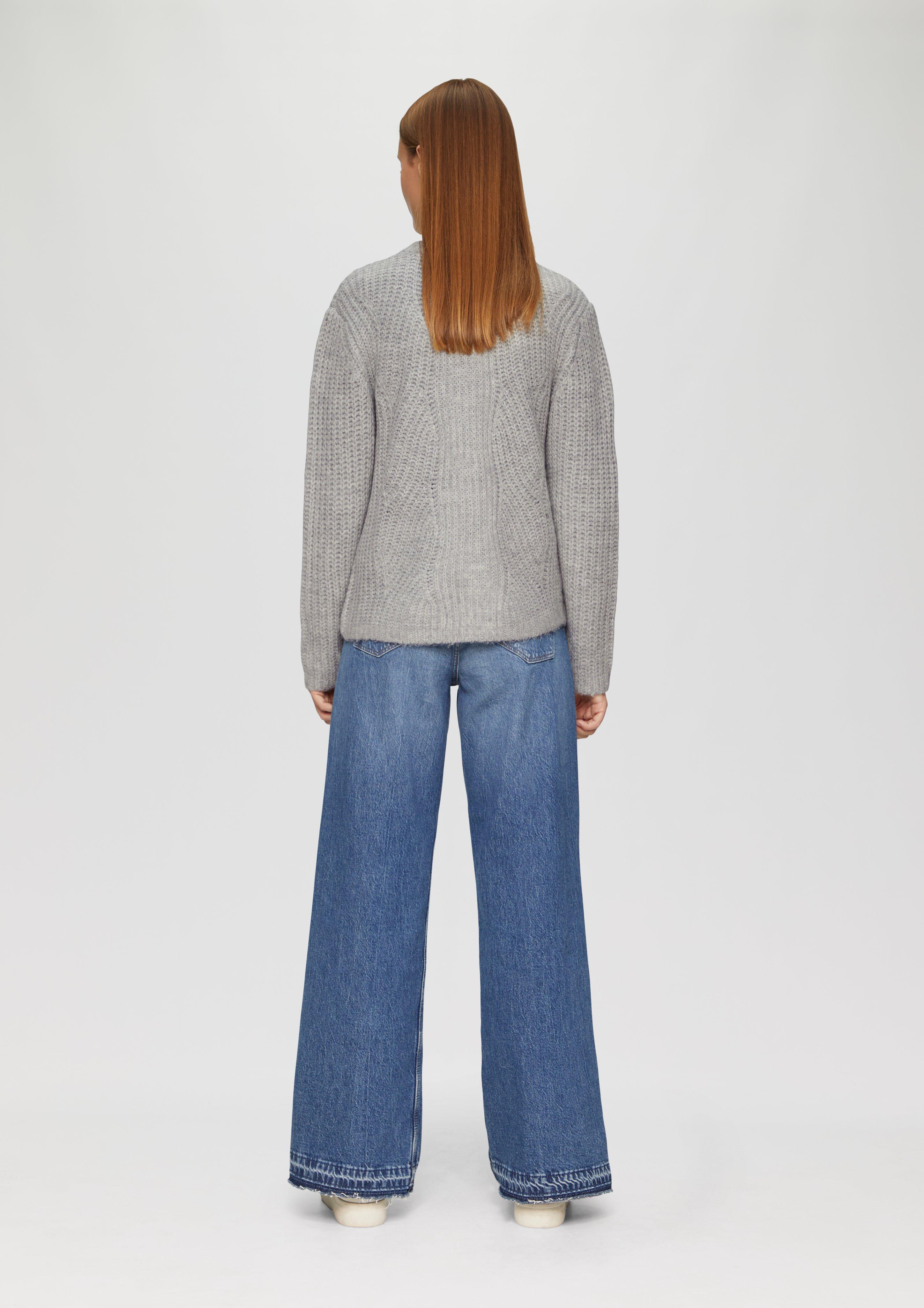 Cardigan in 9400 & 5061