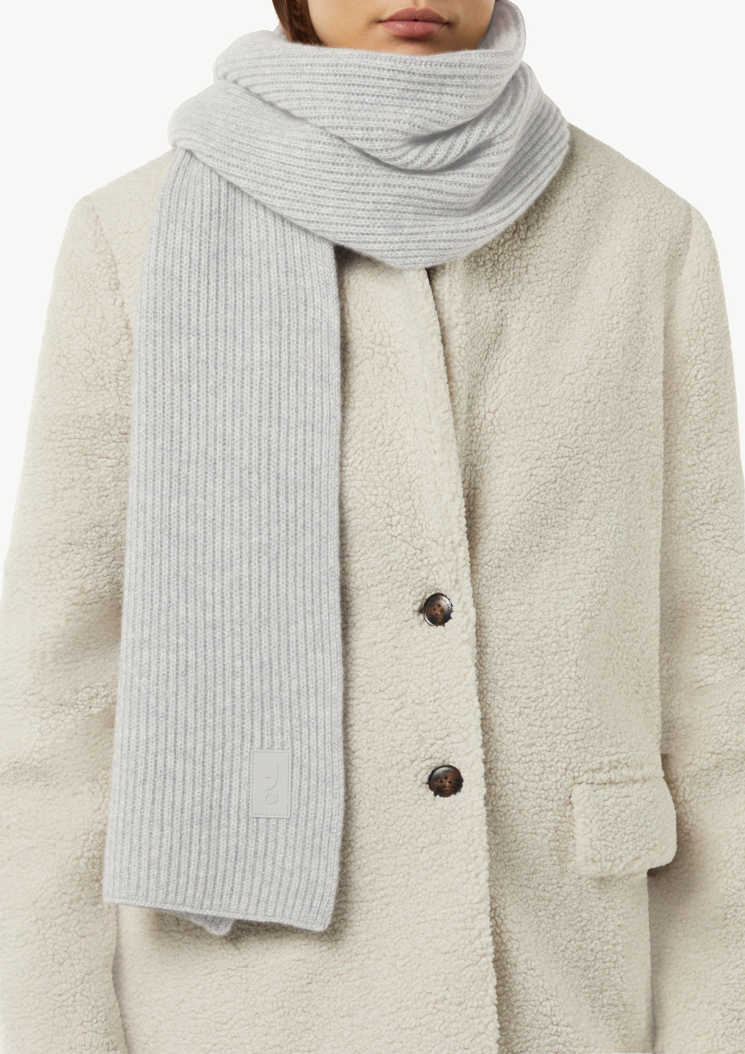Knitted scarf with glitter yarn - Grey | SCAYLE