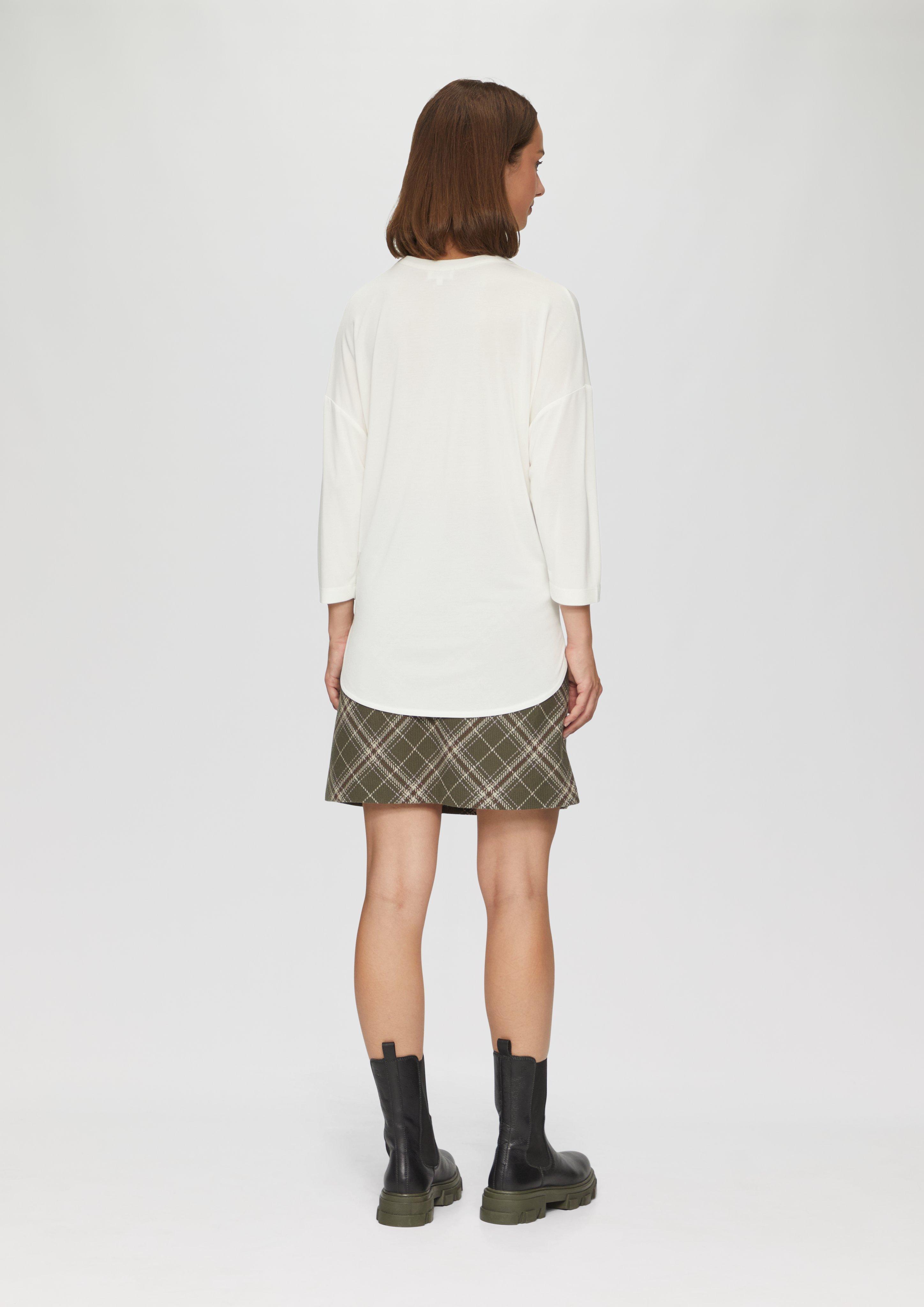 T-shirt in 0210, 7926, 3874 & 5959