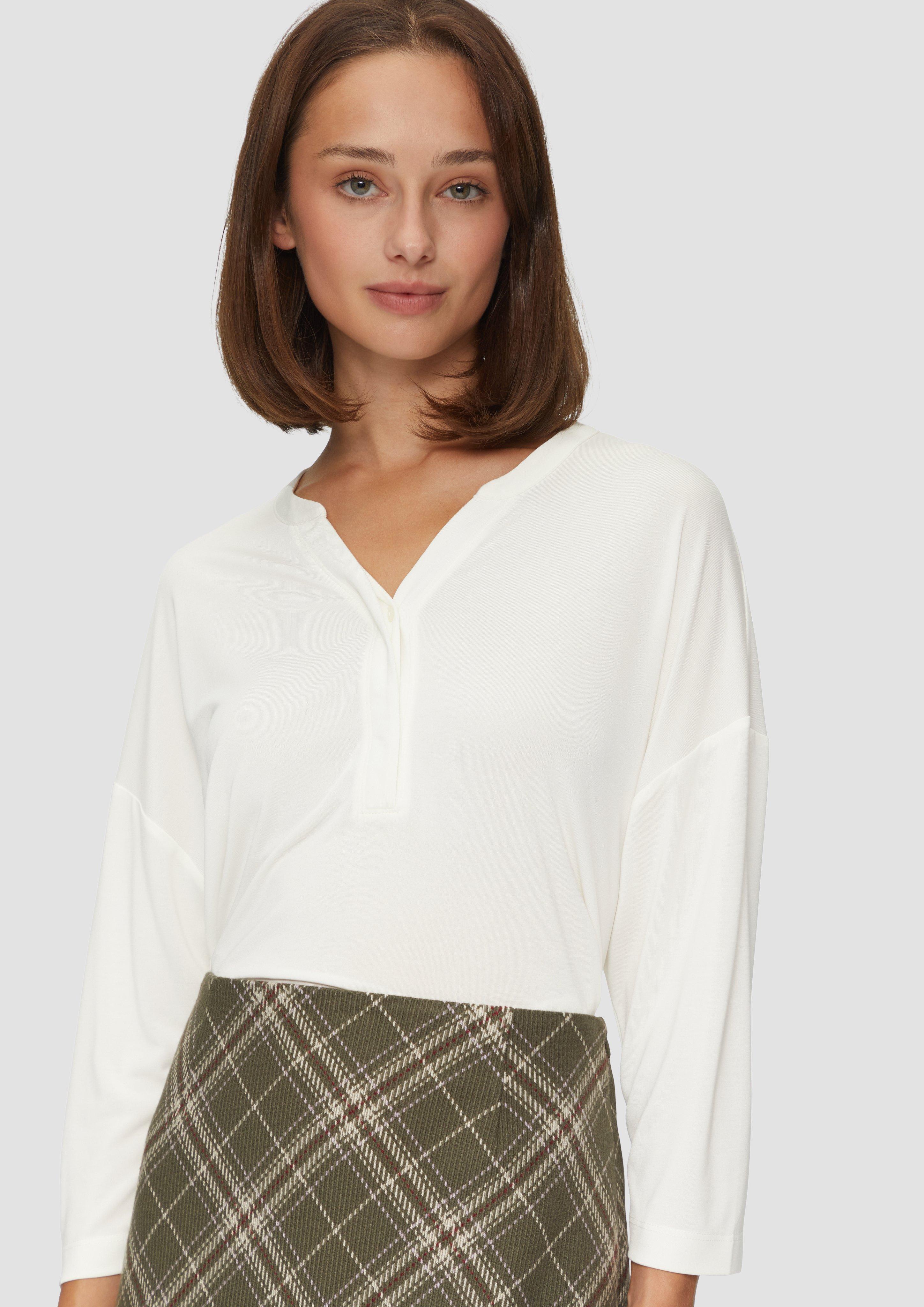 T-shirt in 0210, 7926, 3874 & 5959