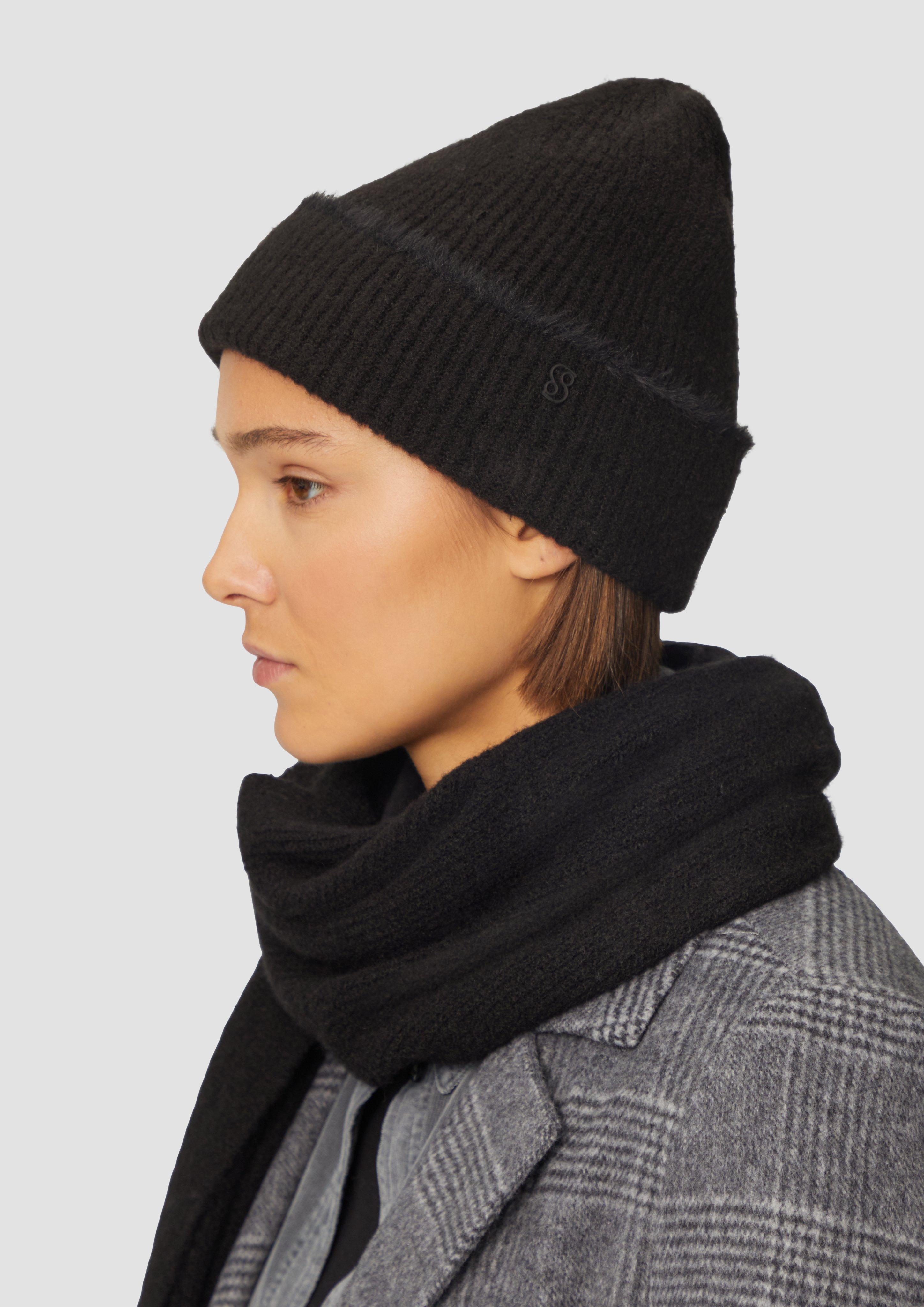 Pletena kapa in 9999