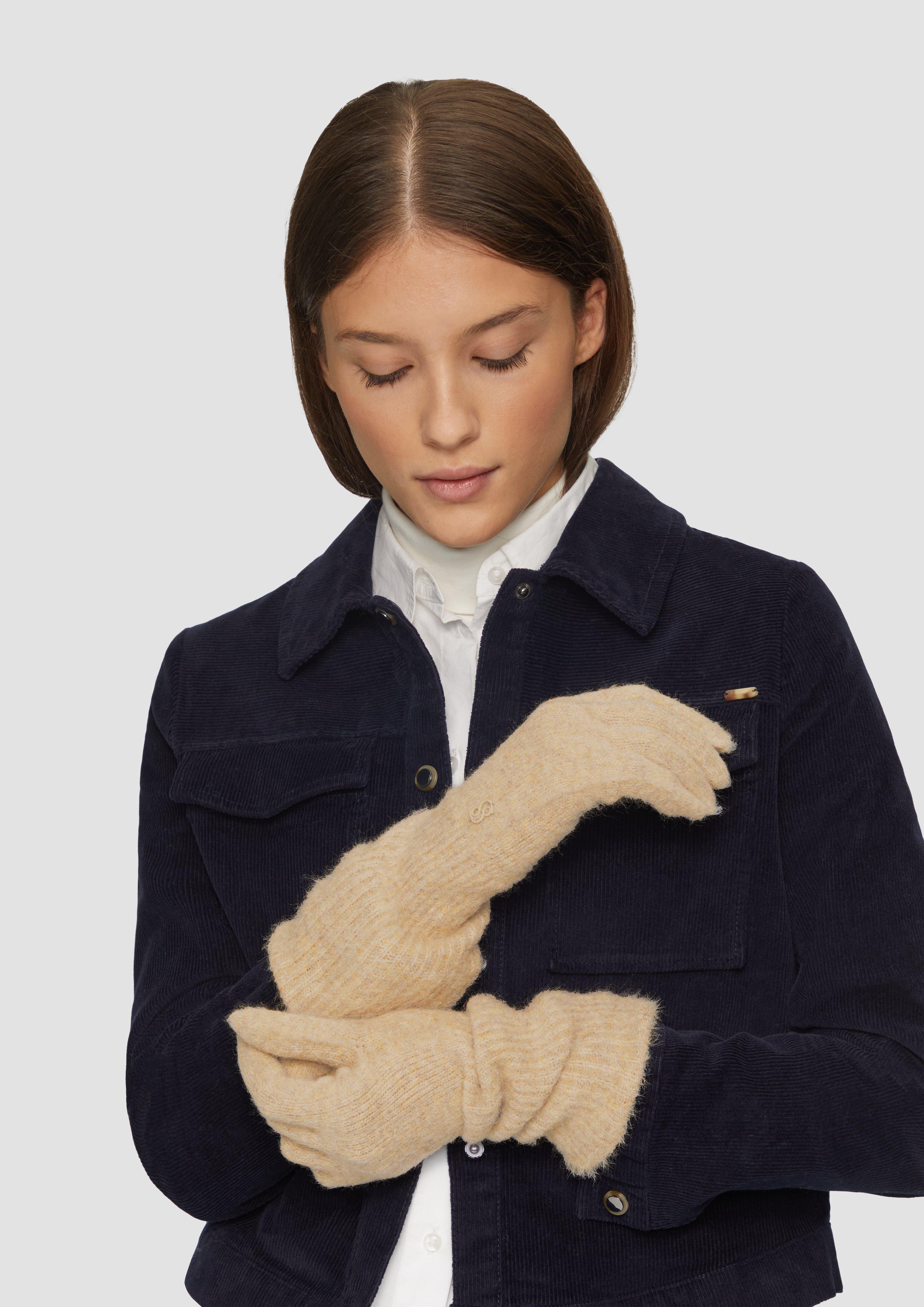 Gants in 83W8 & 9999