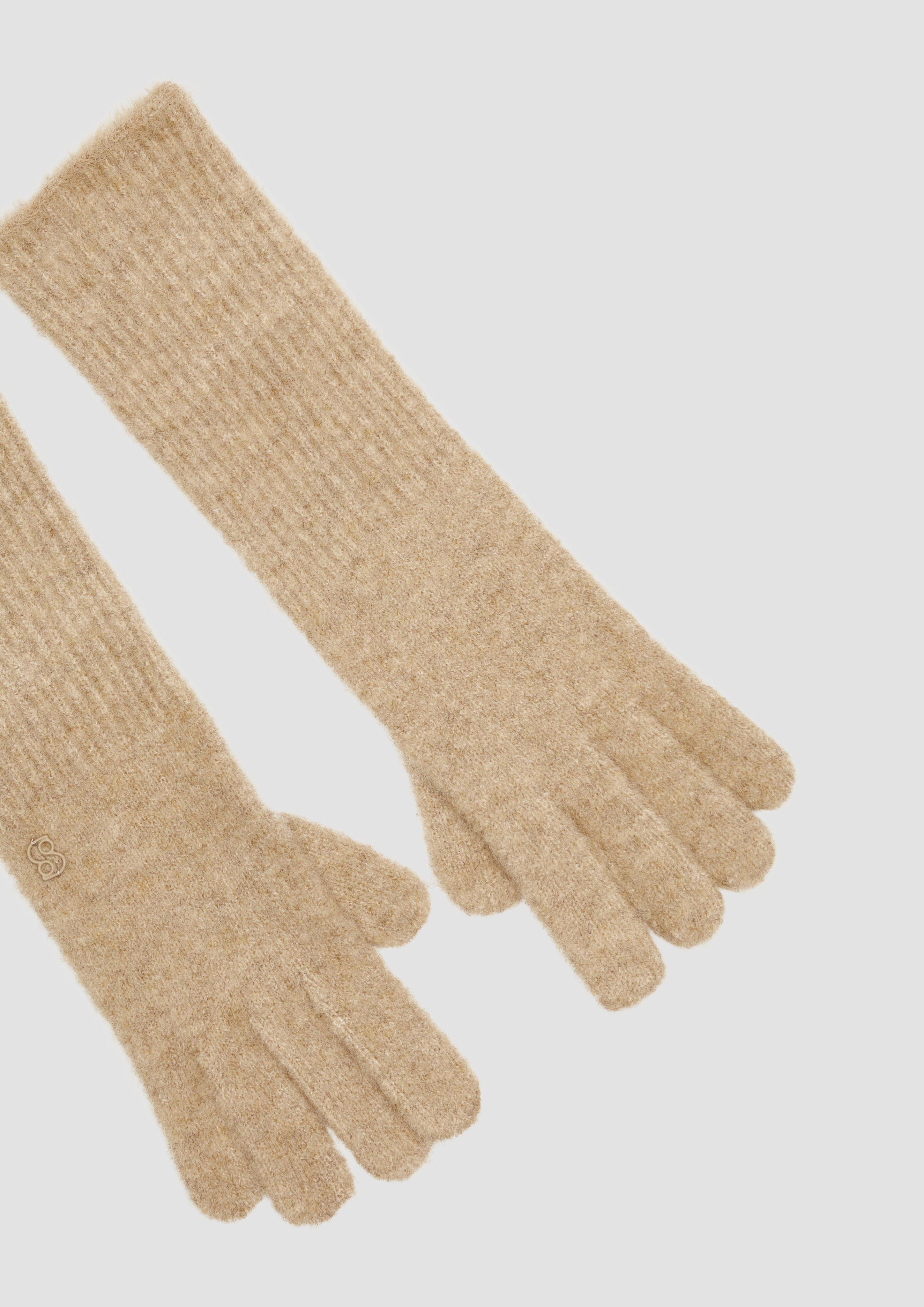 Gants in 83W8 & 9999