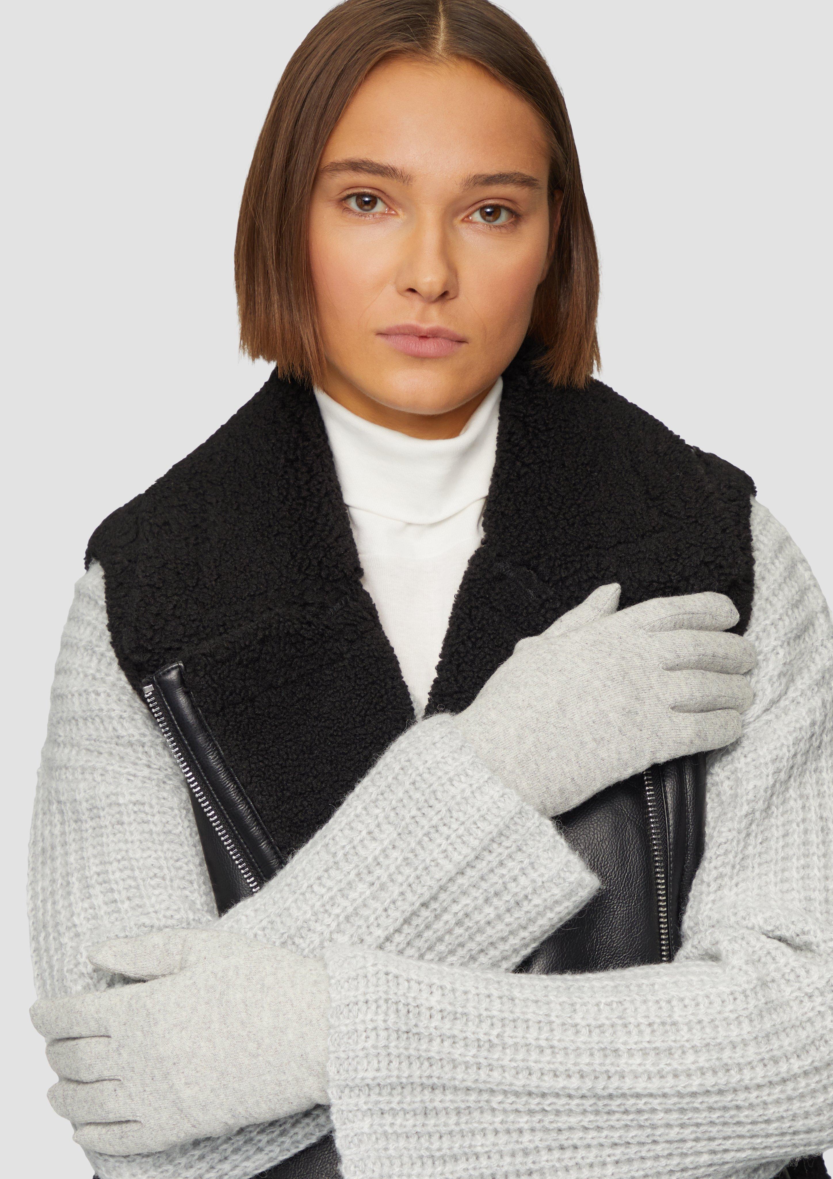 Gants in 9400 & 9999