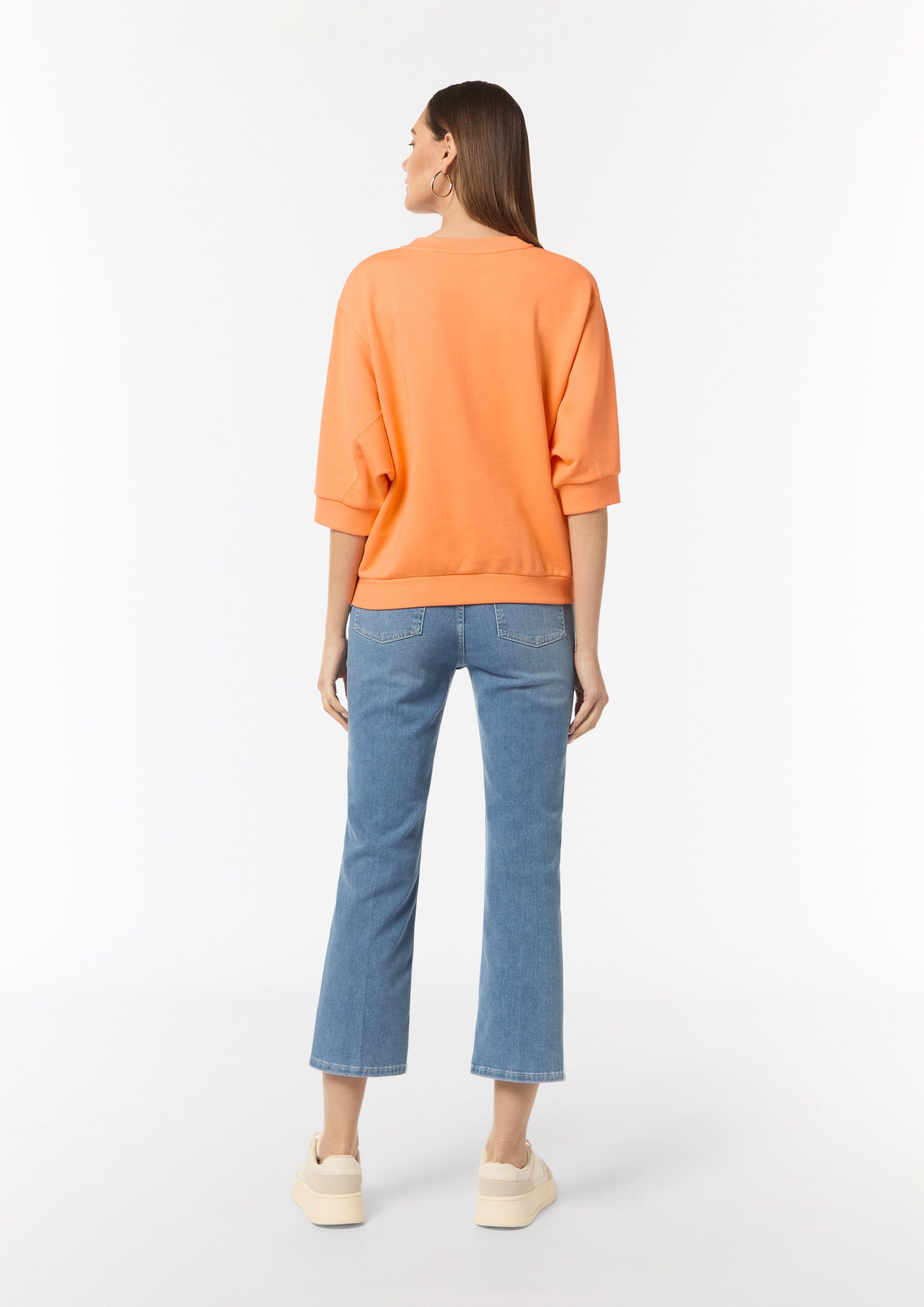 Loose-fitting sweatshirt with 3/4-length sleeves - blood Loose-fitting sweatshirt with 3/4-length sleeves - blood