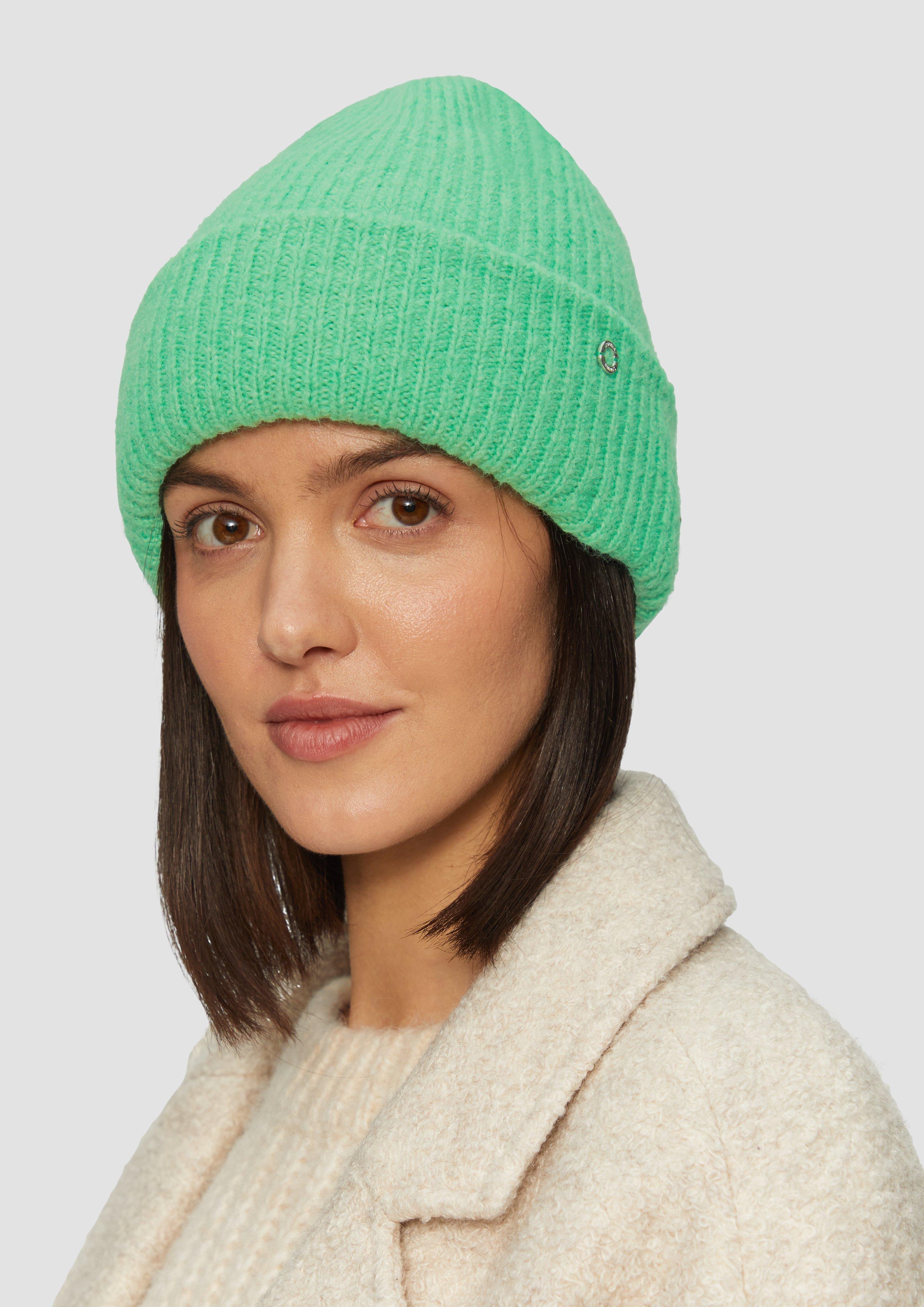 Bonnet in 7326, 2116 & 8100